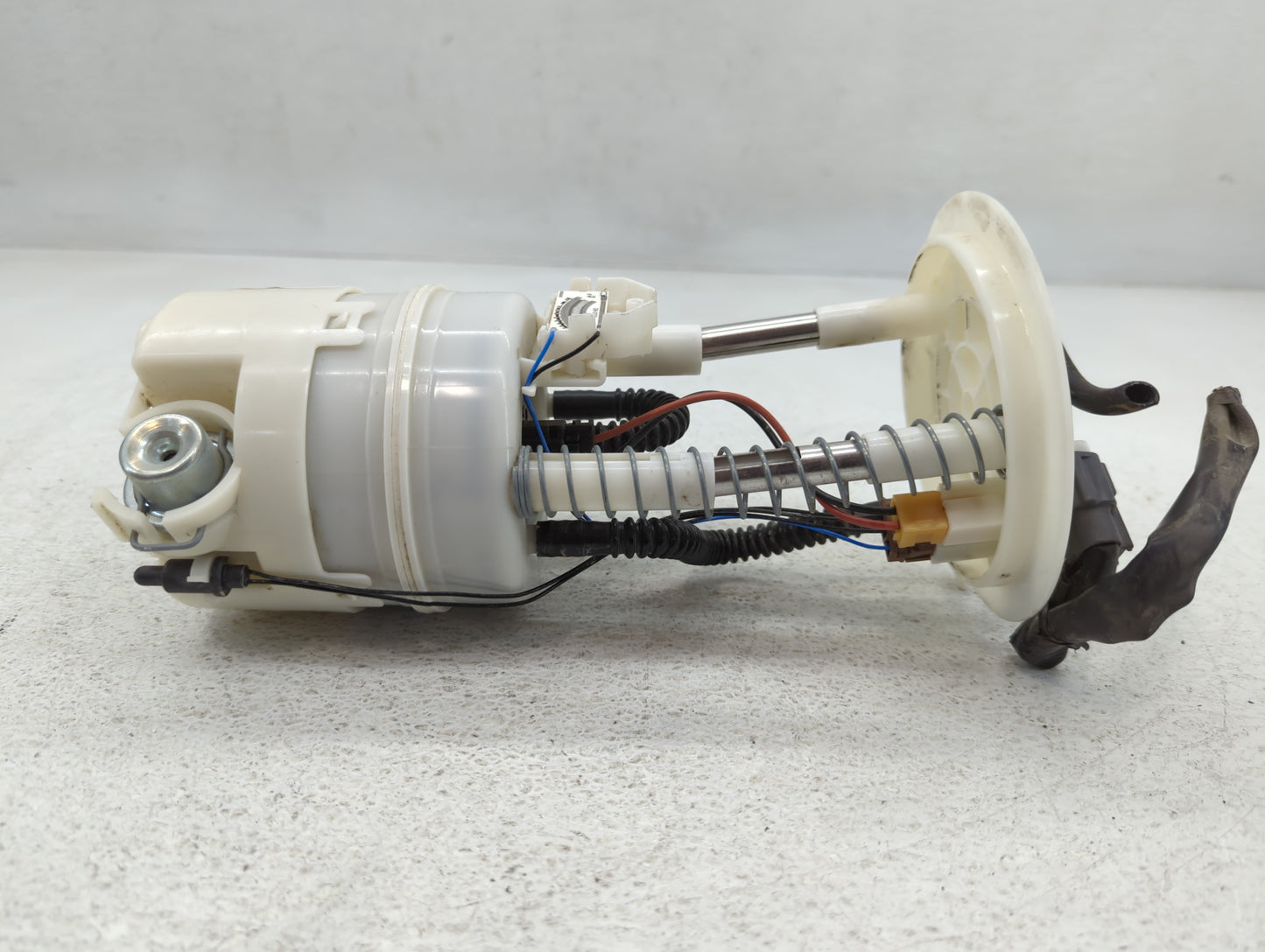 Nissan Rogue Electrical Gas Fuel Pump Assembly - Oemusedautoparts1.com