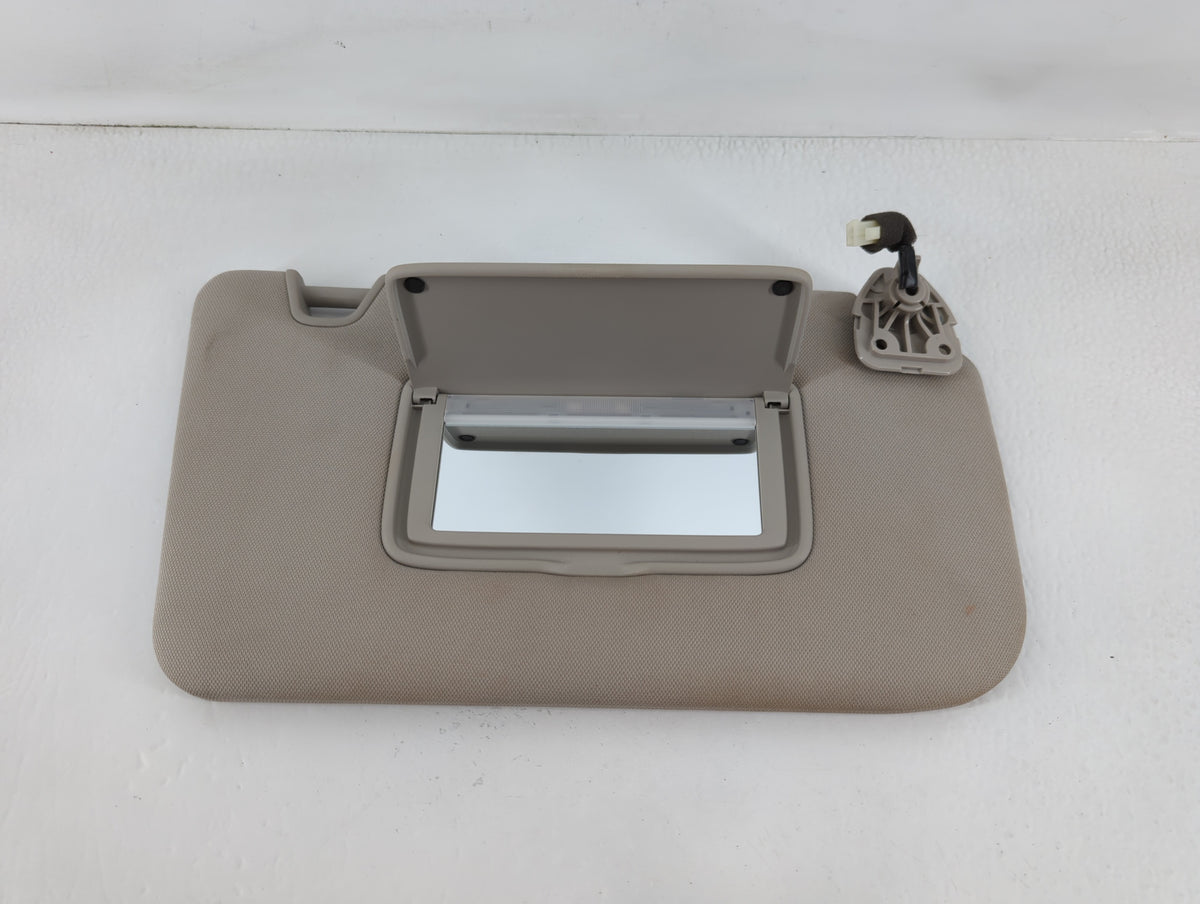 2014-2017 Nissan Rogue Sun Visor Shade Replacement Passenger Right Mirror Fits Fits 2014 2015 2016 2017 OEM Used Auto Parts 