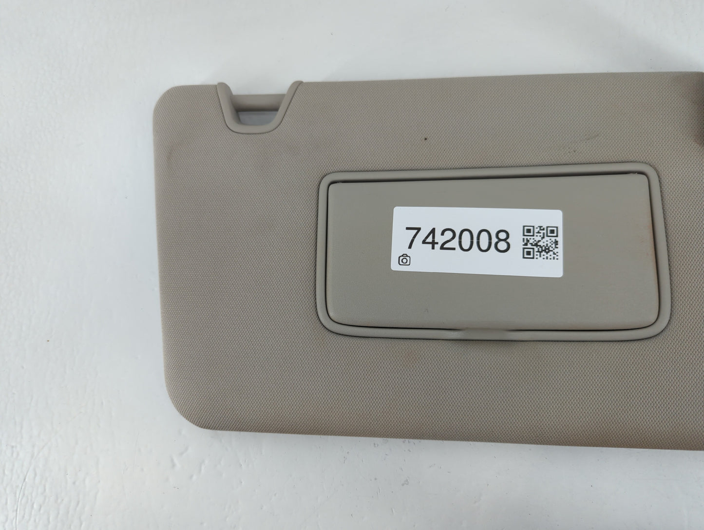2014-2017 Nissan Rogue Sun Visor Shade Replacement Passenger Right Mirror Fits Fits 2014 2015 2016 2017 OEM Used Auto Parts 