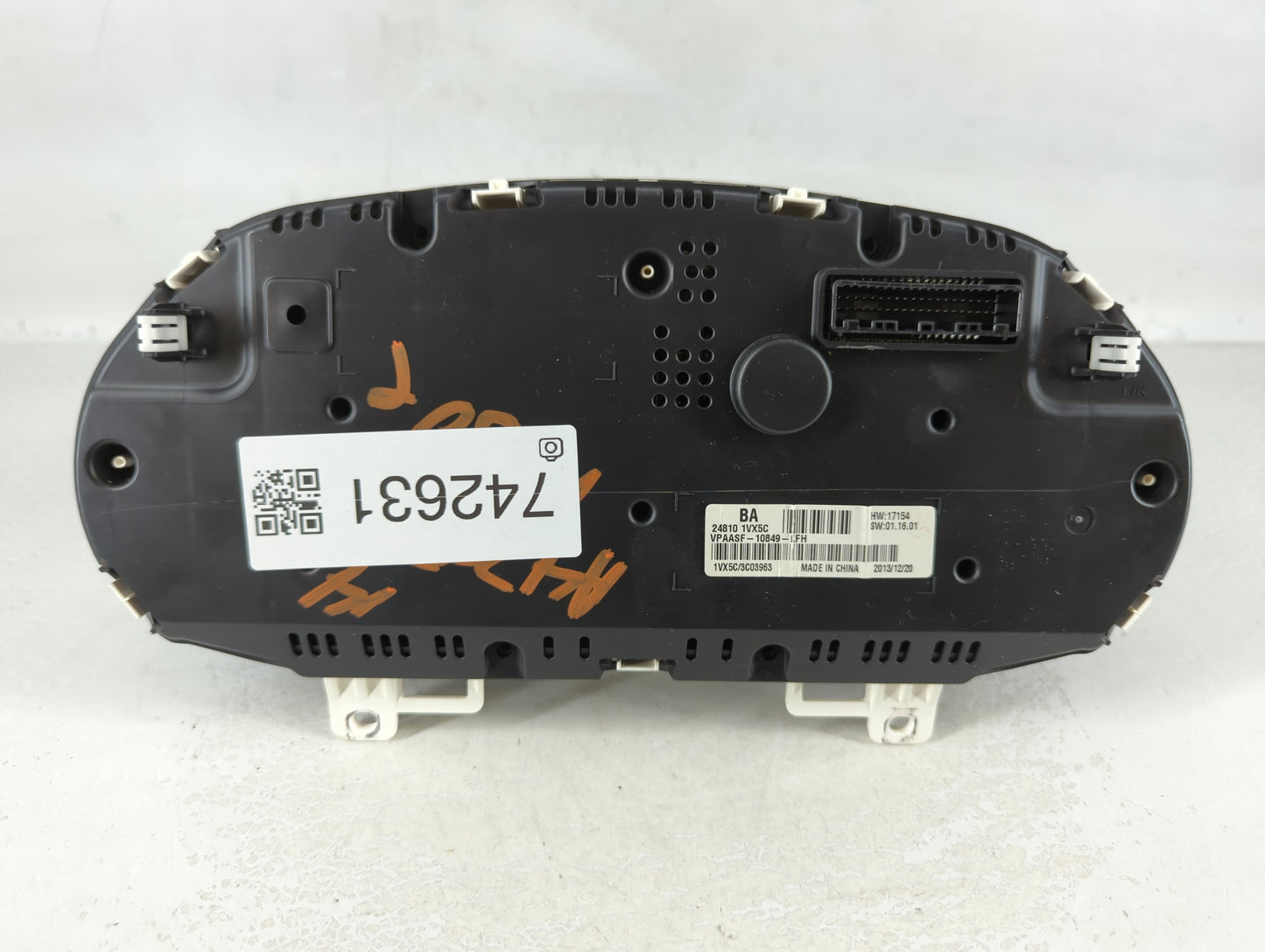 2012-2015 Nissan Rogue Instrument Cluster Speedometer Gauges P/N:VPAASF-10849-LFH 24810 1VX5C Fits Fits 2012 2013 2014 2015 