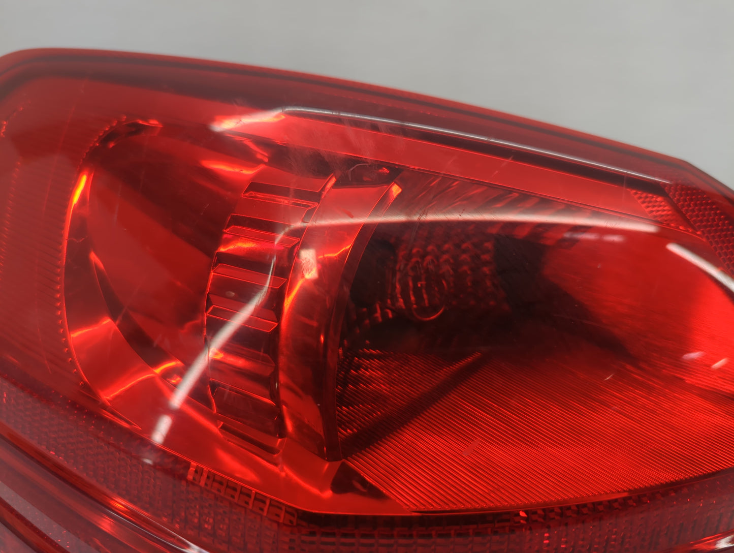 2008-2015 Nissan Rogue Tail Light Assembly Driver Left OEM Fits Fits 2008 2009 2010 2011 2012 2013 2014 2015 OEM Used Auto P