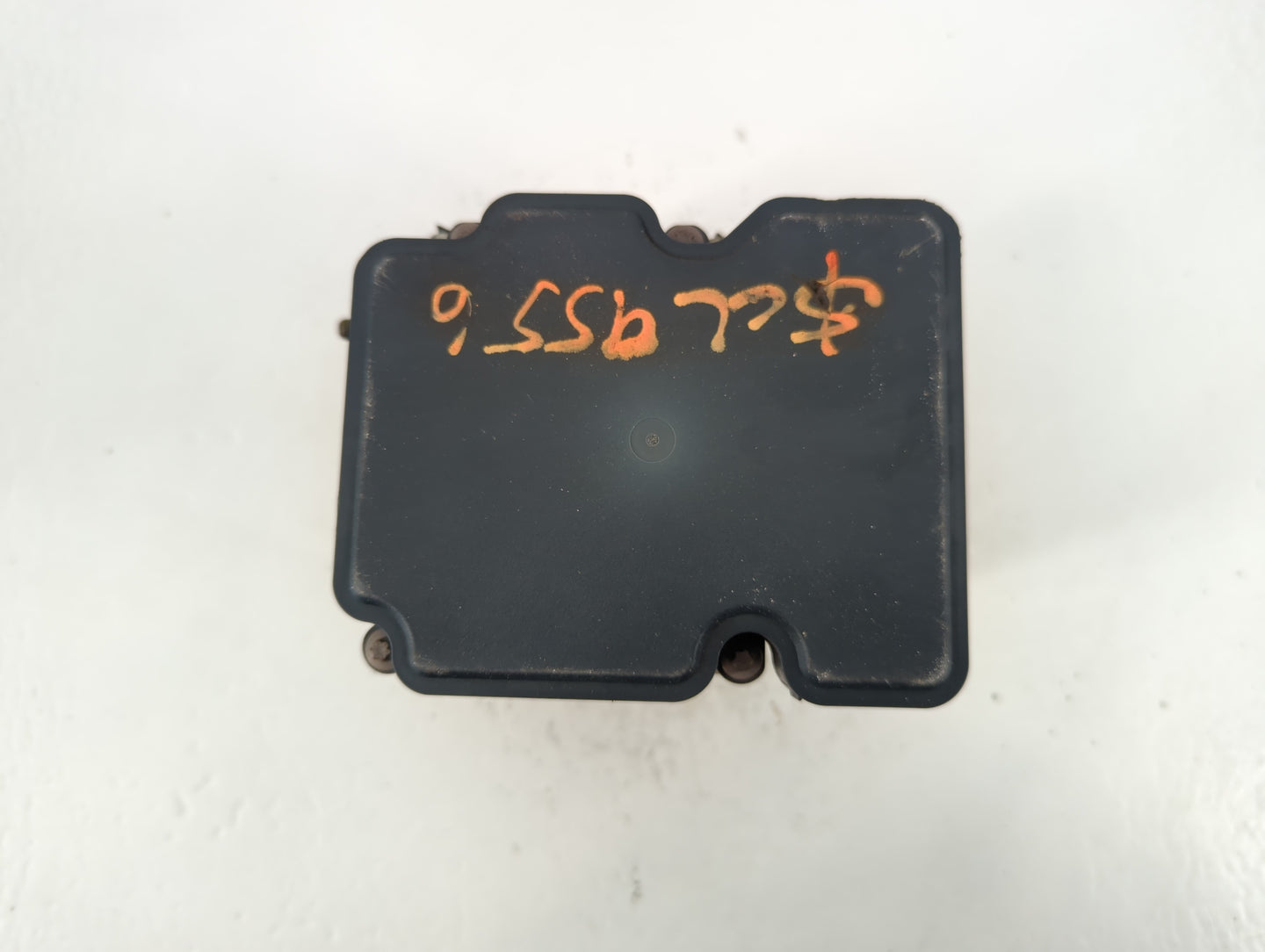 2014-2015 Nissan Rogue ABS Pump Control Module Replacement P/N:47660 4BA0A Fits Fits 2014 2015 OEM Used Auto Parts - Oemused
