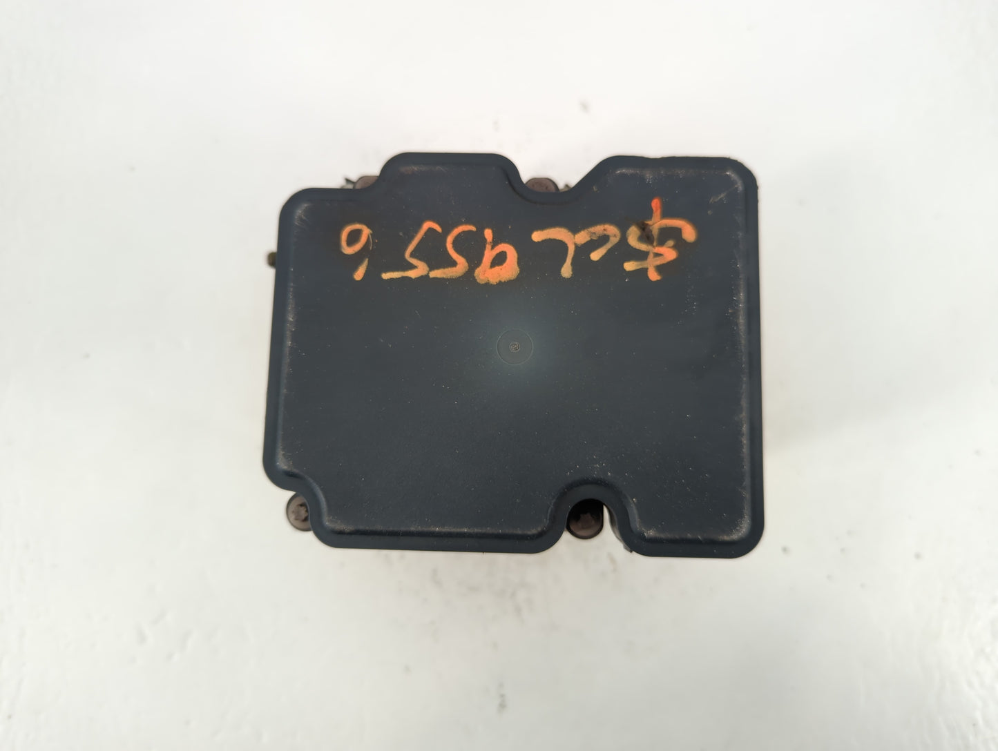 2014-2015 Nissan Rogue ABS Pump Control Module Replacement P/N:47660 4BA0A Fits Fits 2014 2015 OEM Used Auto Parts - Oemused
