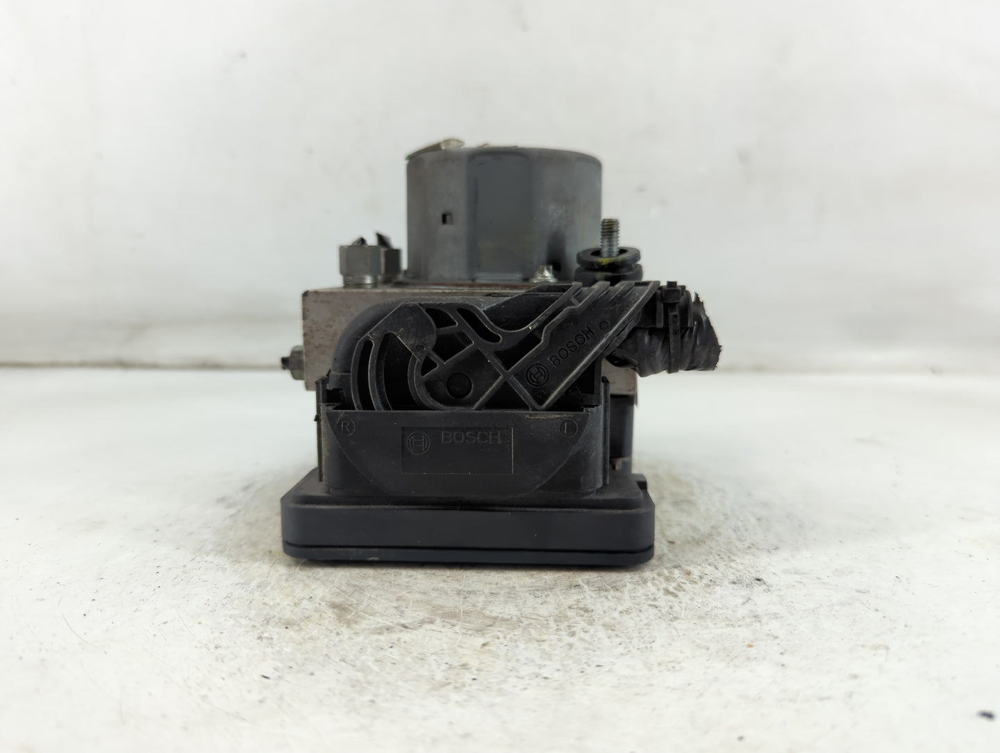 2014-2015 Nissan Rogue ABS Pump Control Module Replacement P/N:47660 4BA0A Fits Fits 2014 2015 OEM Used Auto Parts - Oemused