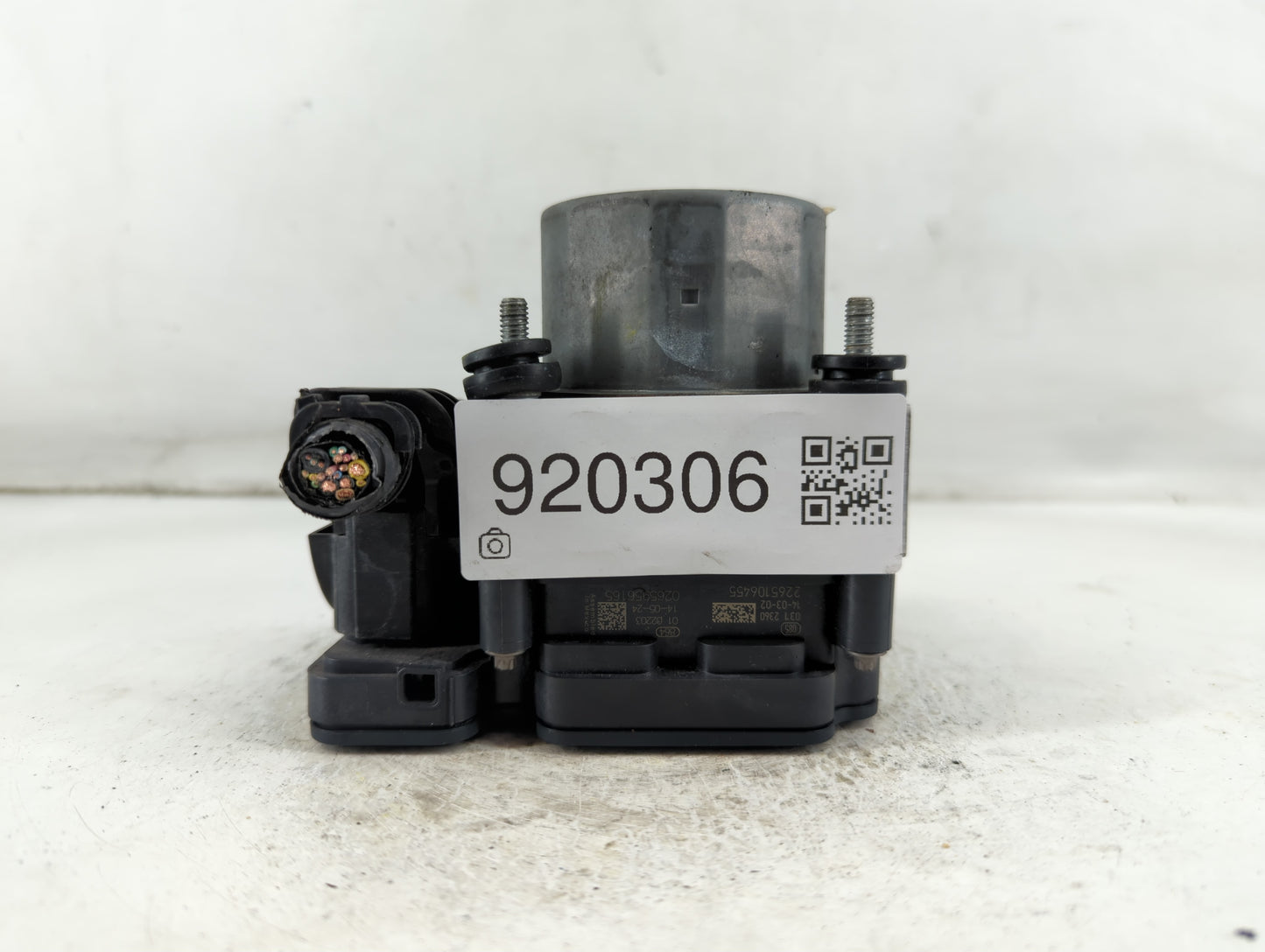 2014-2015 Nissan Rogue ABS Pump Control Module Replacement P/N:47660 4BA0A Fits Fits 2014 2015 OEM Used Auto Parts - Oemused