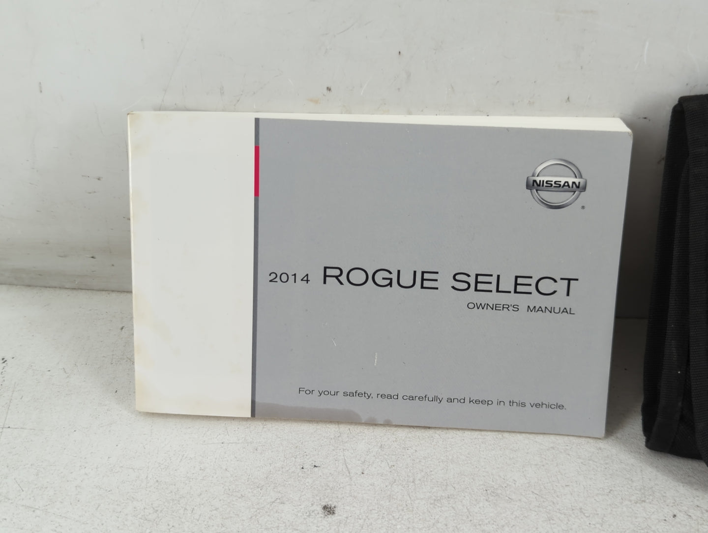 2014 Nissan Rogue Select Owners Manual Book Guide P/N:OM14E00S35U0 OEM Used Auto Parts - Oemusedautoparts1.com