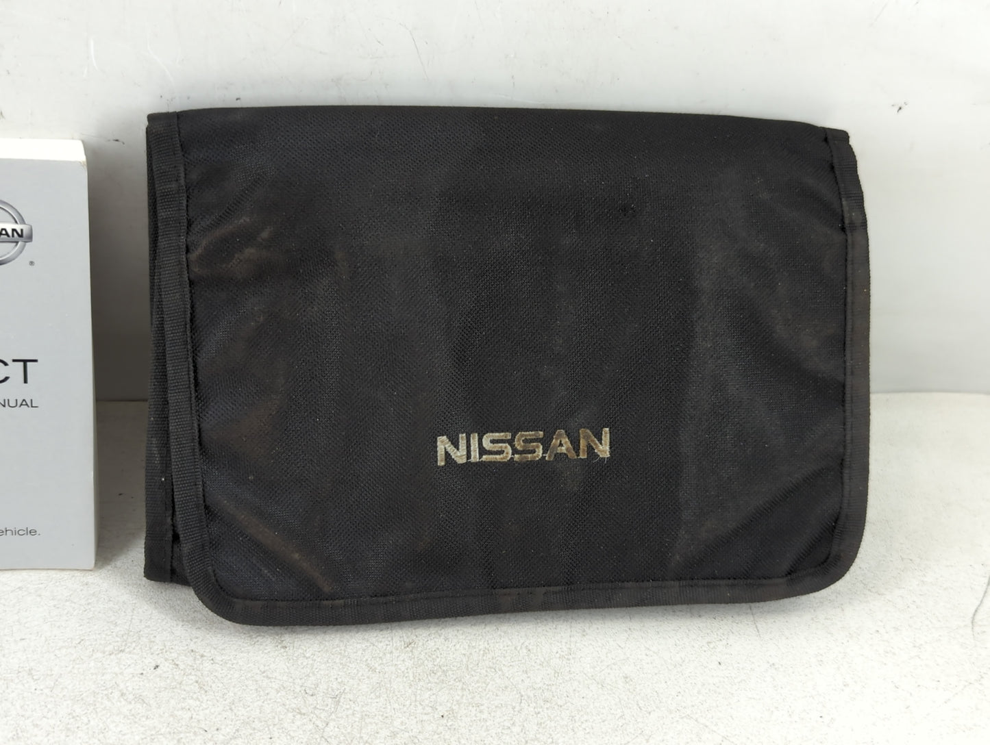 2014 Nissan Rogue Select Owners Manual Book Guide P/N:OM14E00S35U0 OEM Used Auto Parts - Oemusedautoparts1.com