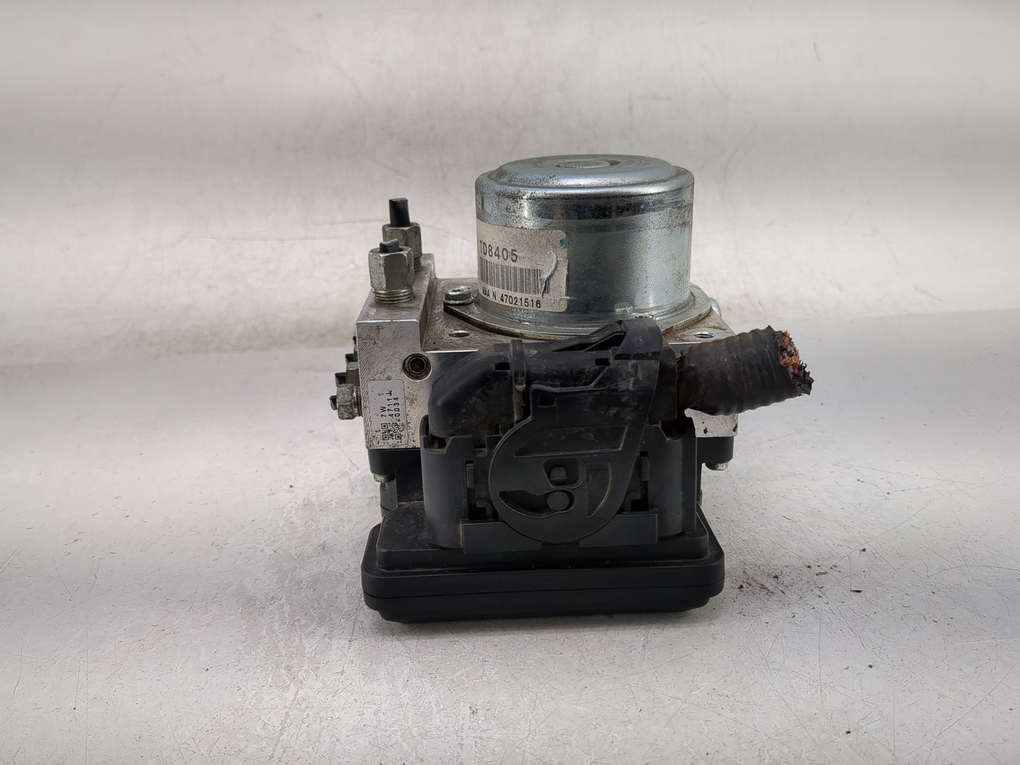 2014 Nissan Rogue Select ABS Pump Control Module Replacement P/N:47660-JM14A Fits Fits 2012 2013 2015 OEM Used Auto Parts - 