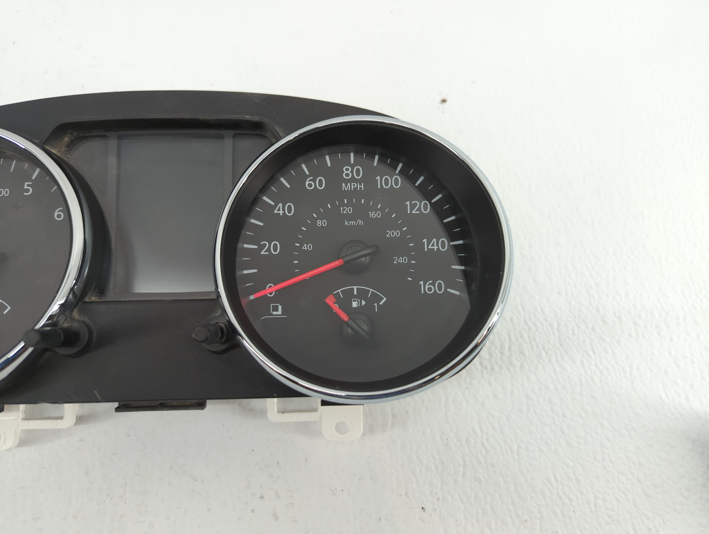 2014 Nissan Rogue Select Instrument Cluster Speedometer Gauges P/N:VPAASF-10849-KFH 24810 1VX5C Fits OEM Used Auto Parts - O