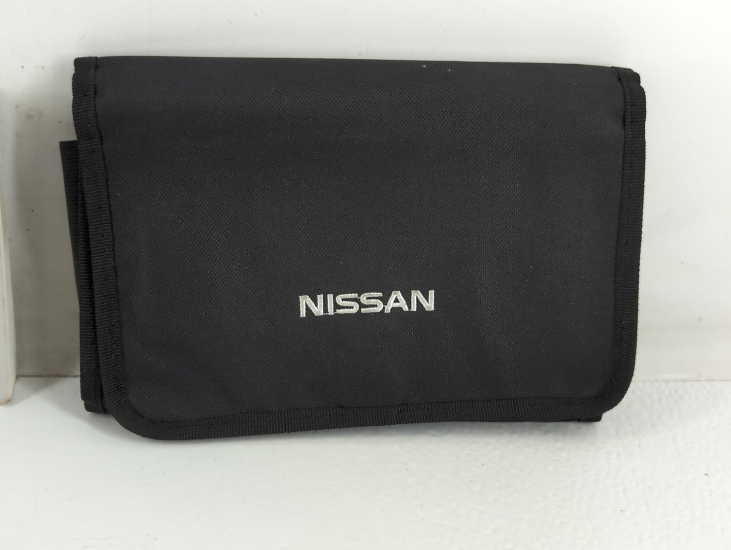 2014 Nissan Rogue Select Owners Manual Book Guide P/N:T00UM-JM06D OEM Used Auto Parts - Oemusedautoparts1.com