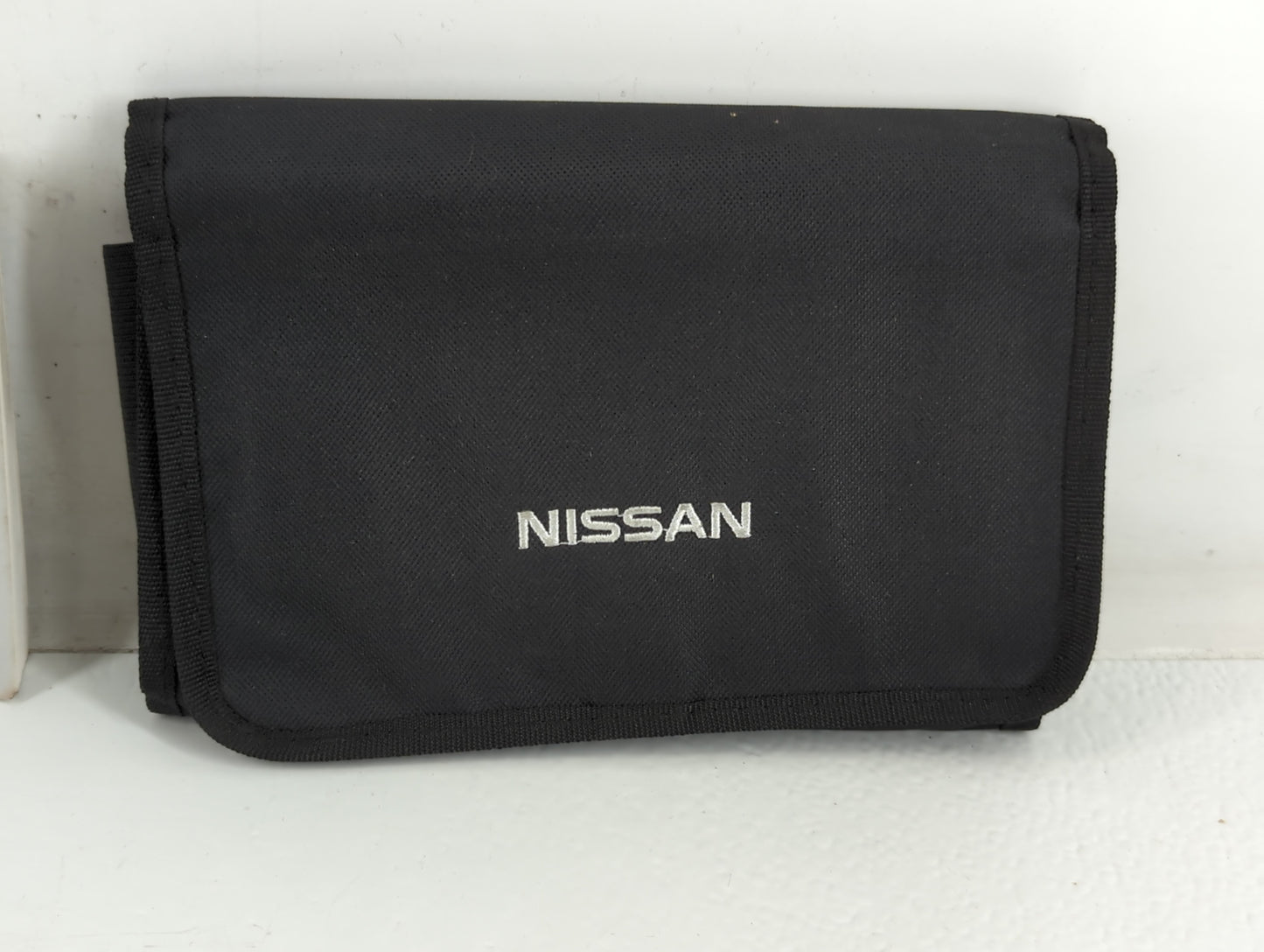 2014 Nissan Rogue Select Owners Manual Book Guide P/N:T00UM-JM06D OEM Used Auto Parts - Oemusedautoparts1.com
