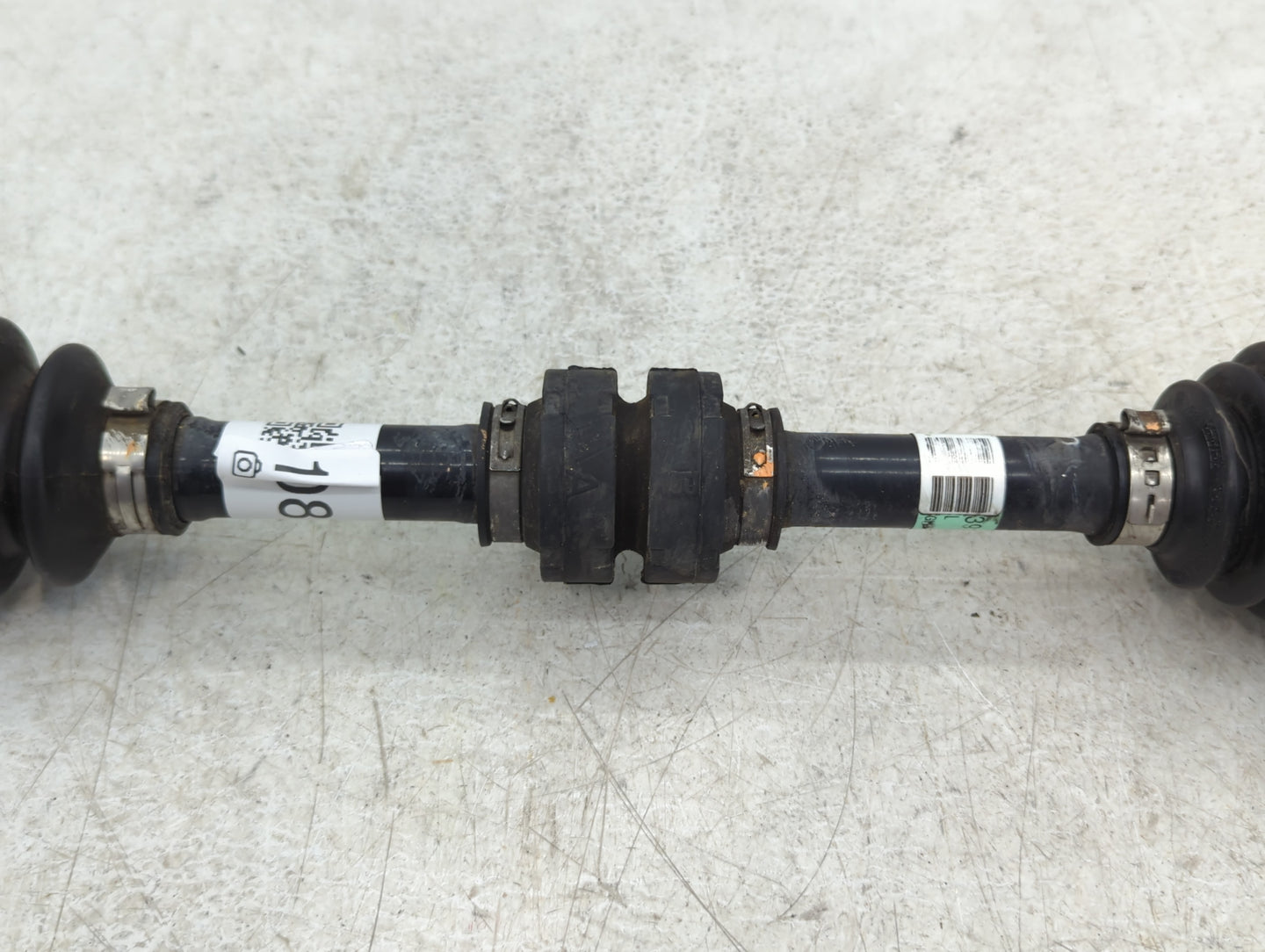 2013-2019 Nissan Sentra Axle Shaft Front Driver Cv C/v - Oemusedautoparts1.com