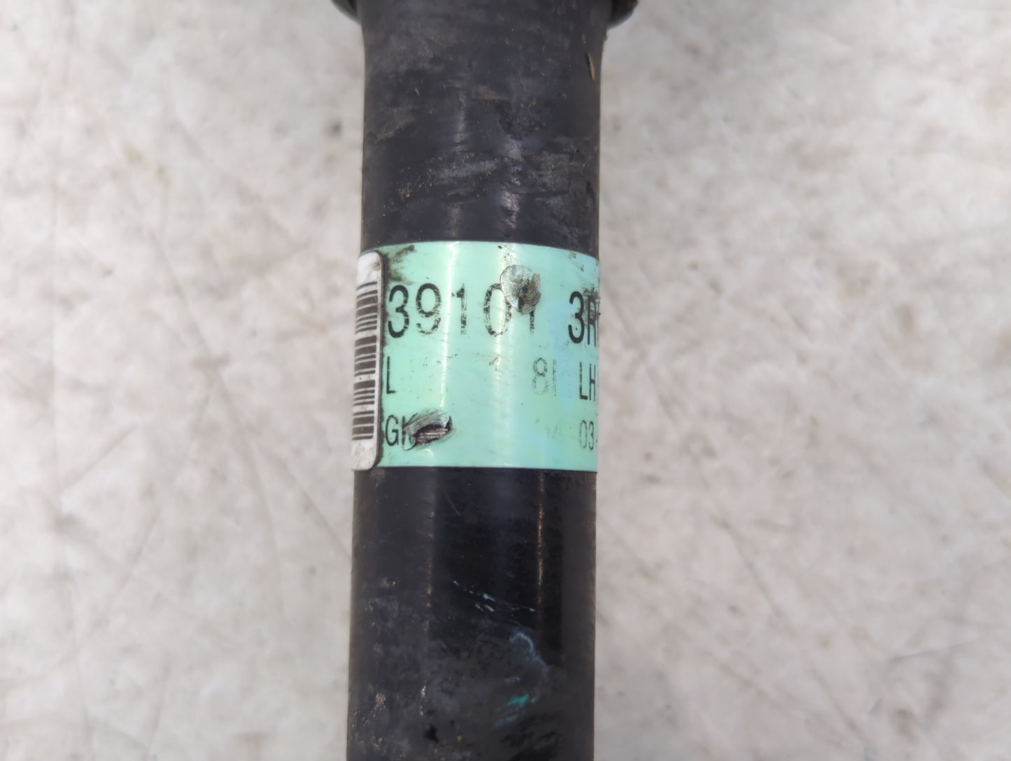 2013-2019 Nissan Sentra Axle Shaft Front Driver Cv C/v - Oemusedautoparts1.com