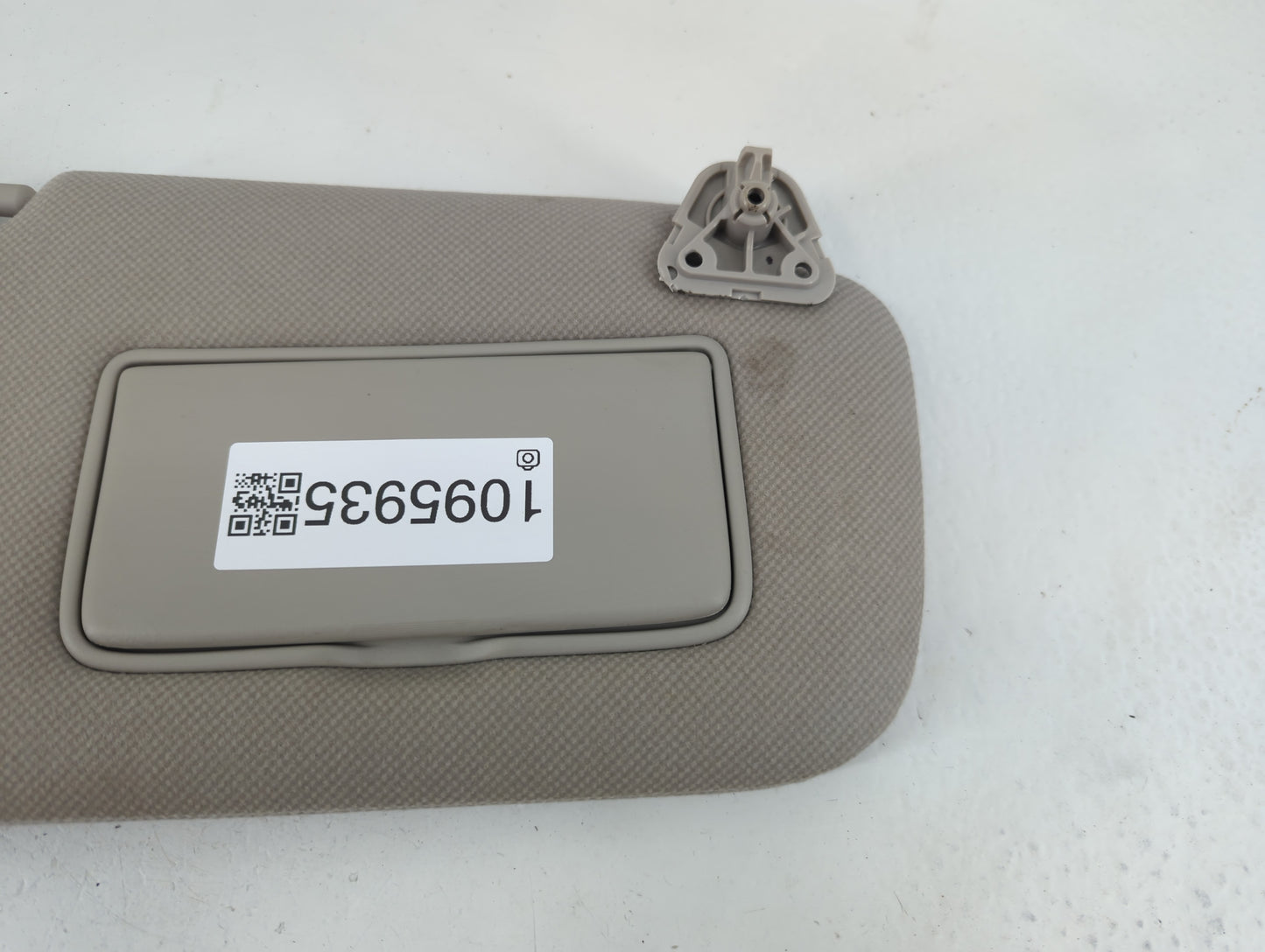 2013-2019 Nissan Sentra Sun Visor Shade Replacement Passenger Right Mirror Fits Fits 2012 2013 2014 2015 2016 2017 2018 2019