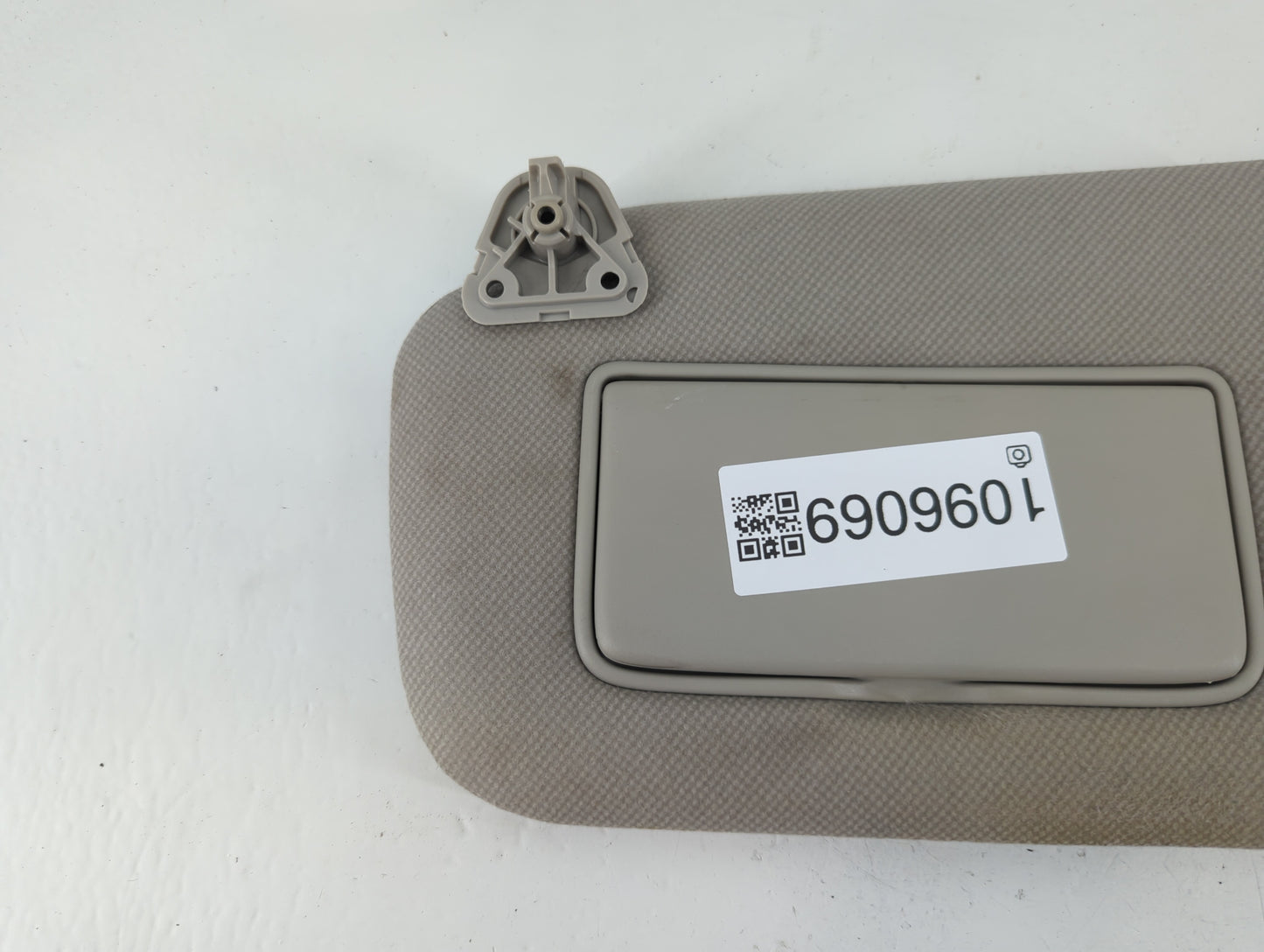2013-2019 Nissan Sentra Sun Visor Shade Replacement Driver Left Mirror Fits Fits 2012 2013 2014 2015 2016 2017 2018 2019 OEM