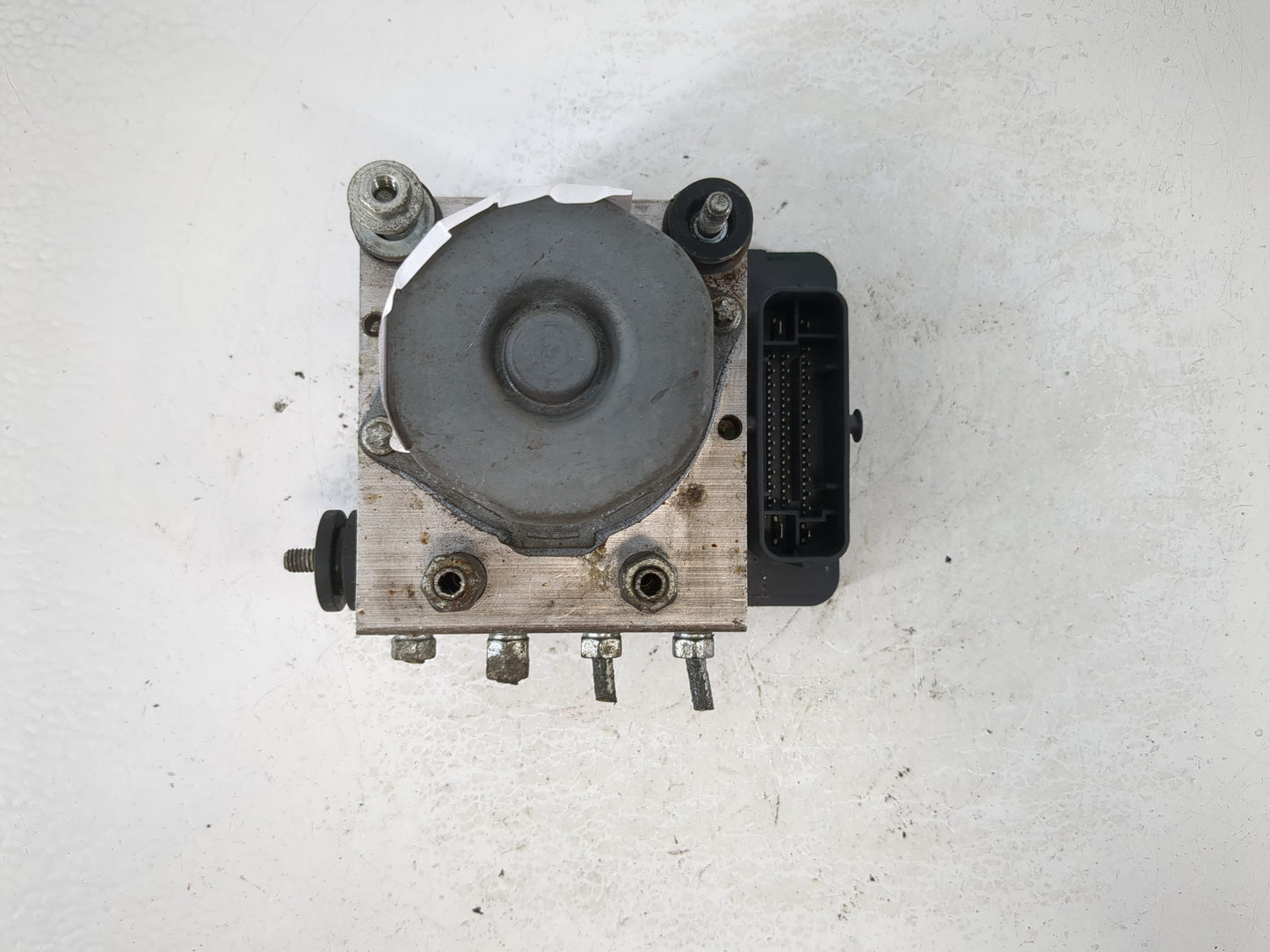 2014-2015 Nissan Sentra ABS Pump Control Module Replacement P/N:A000 431 37 00 Fits Fits 2014 2015 OEM Used Auto Parts - Oem