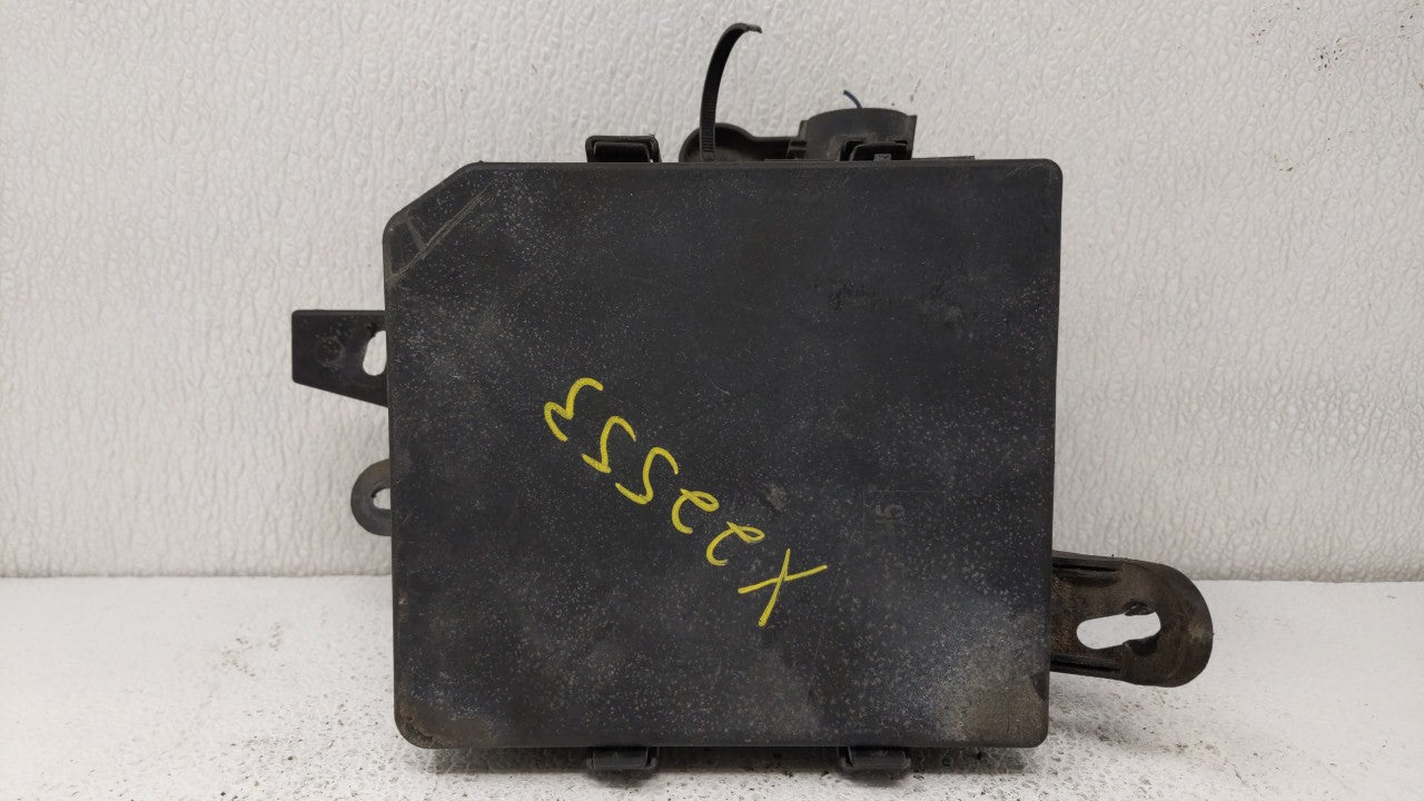 2013-2019 Nissan Sentra Fusebox Fuse Box Panel Relay Module P/N:284B7 3RA1A 284B7 3RA1B Fits OEM Used Auto Parts - Oemusedau