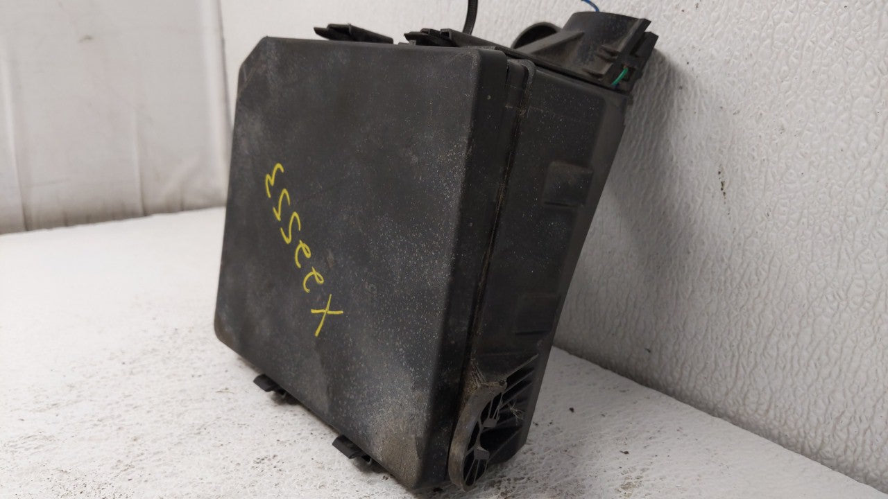 2013-2019 Nissan Sentra Fusebox Fuse Box Panel Relay Module P/N:284B7 3RA1A 284B7 3RA1B Fits OEM Used Auto Parts - Oemusedau