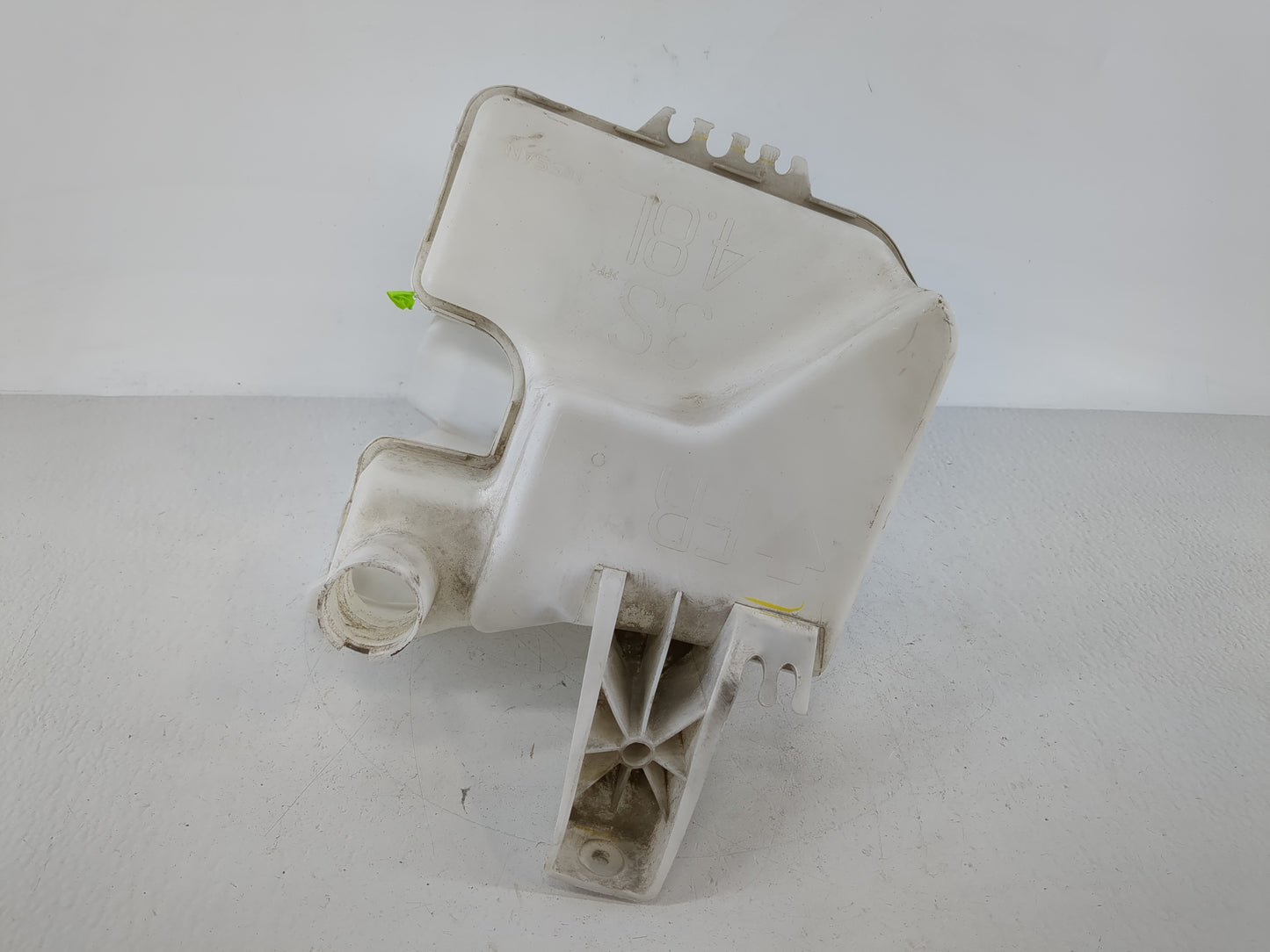 2013-2015 Nissan Sentra Windshield Washer Fluid Reservoir Bottle Oem - Oemusedautoparts1.com