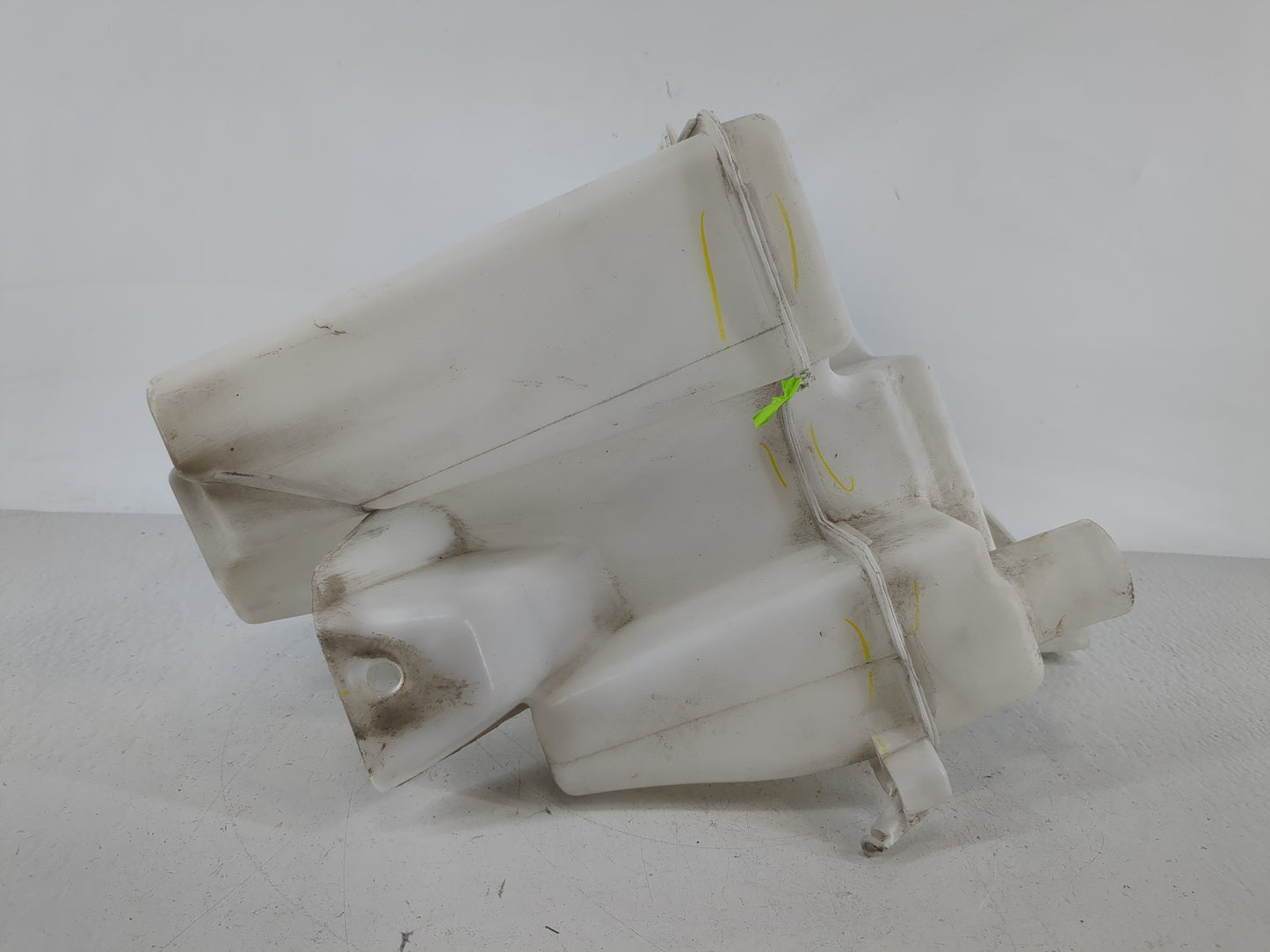 2013-2015 Nissan Sentra Windshield Washer Fluid Reservoir Bottle Oem - Oemusedautoparts1.com