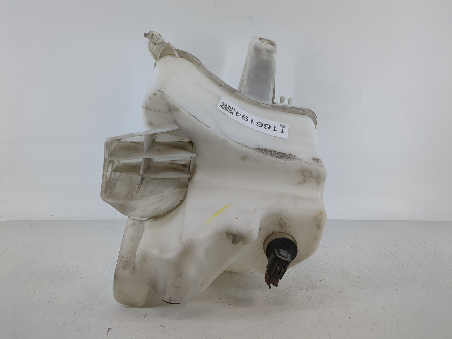 2013-2015 Nissan Sentra Windshield Washer Fluid Reservoir Bottle Oem - Oemusedautoparts1.com