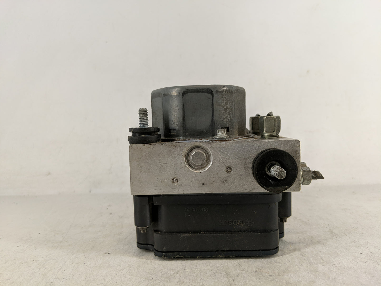 2014-2015 Nissan Sentra ABS Pump Control Module Replacement P/N:2265106527 Fits Fits 2014 2015 OEM Used Auto Parts - Oemused