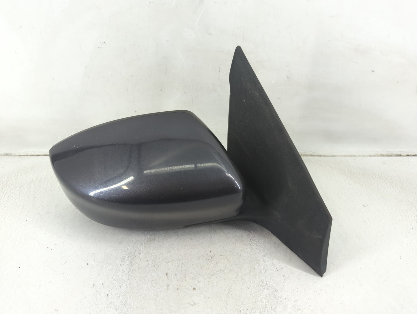 2013-2015 Nissan Sentra Passenger Side View Mirror - Right Door Mirror OEM Used - Oemusedautoparts1.com