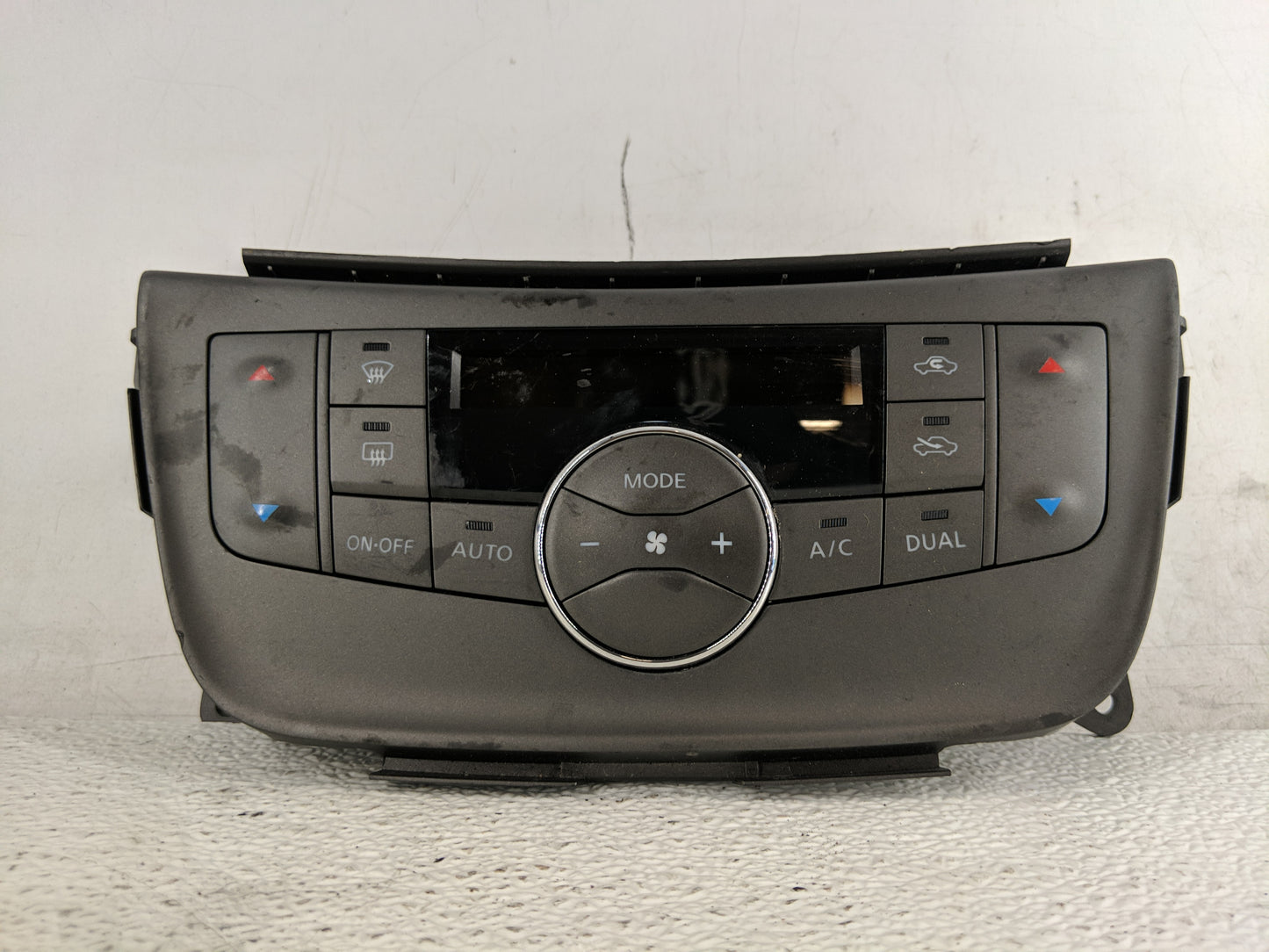 2013-2014 Nissan Sentra Climate Control Module Temperature AC/Heater Replacement P/N:275003SA2A Fits Fits 2013 2014 OEM Used
