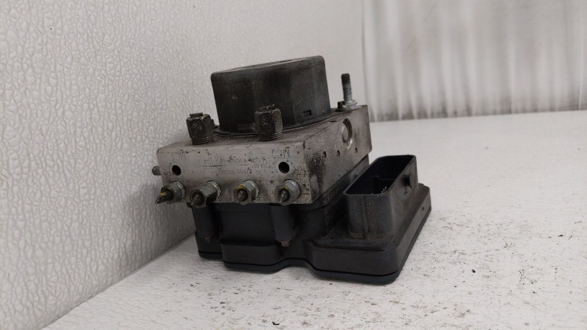 2014-2015 Nissan Sentra Anti-Lock Brake ABS Pump Module Actuator OEM P/N:47660-3SG0C Fits Fits 2014 2015 OEM Used Auto Parts