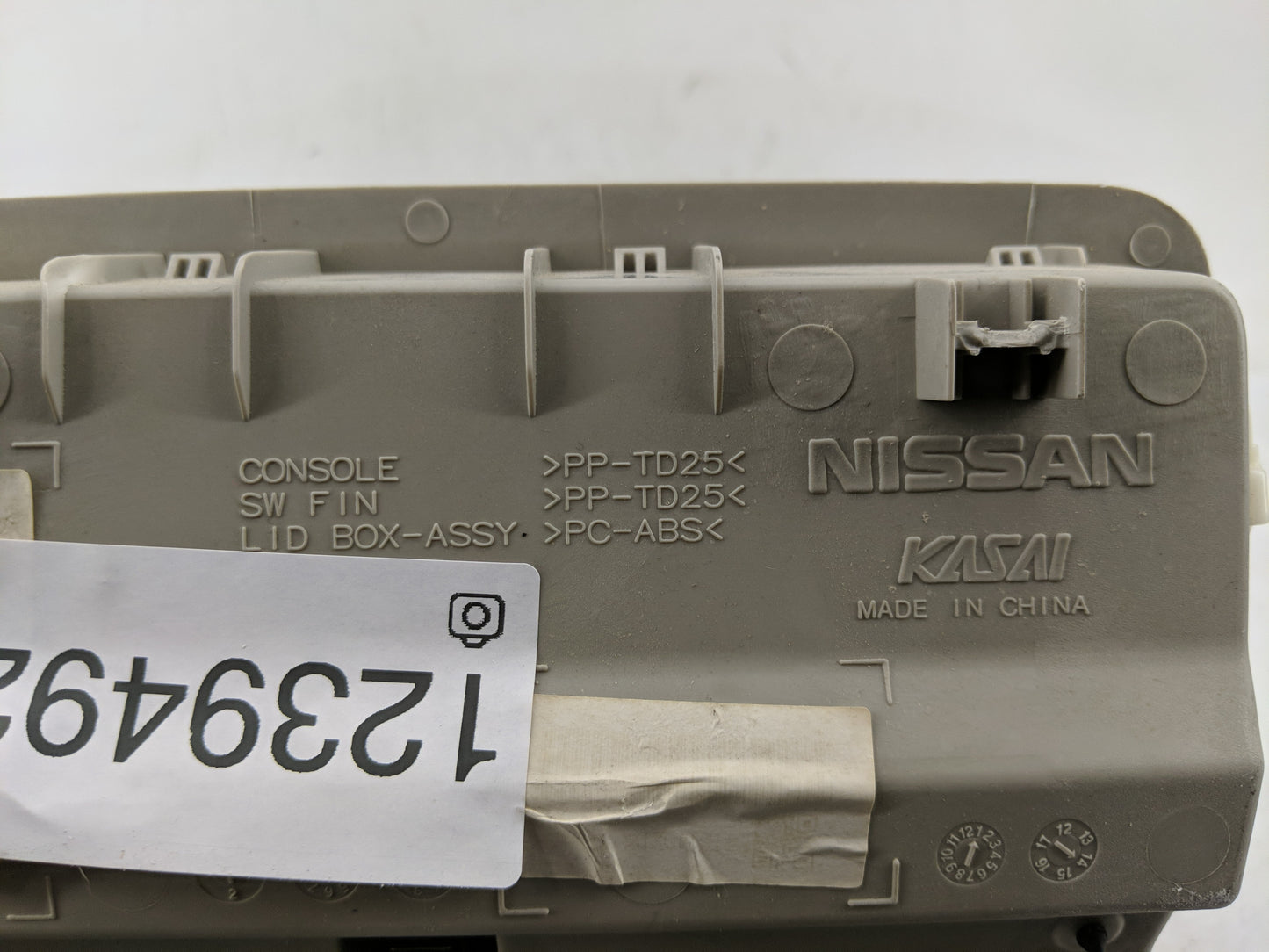 2014 Nissan Sentra Overhead Roof Console - Oemusedautoparts1.com