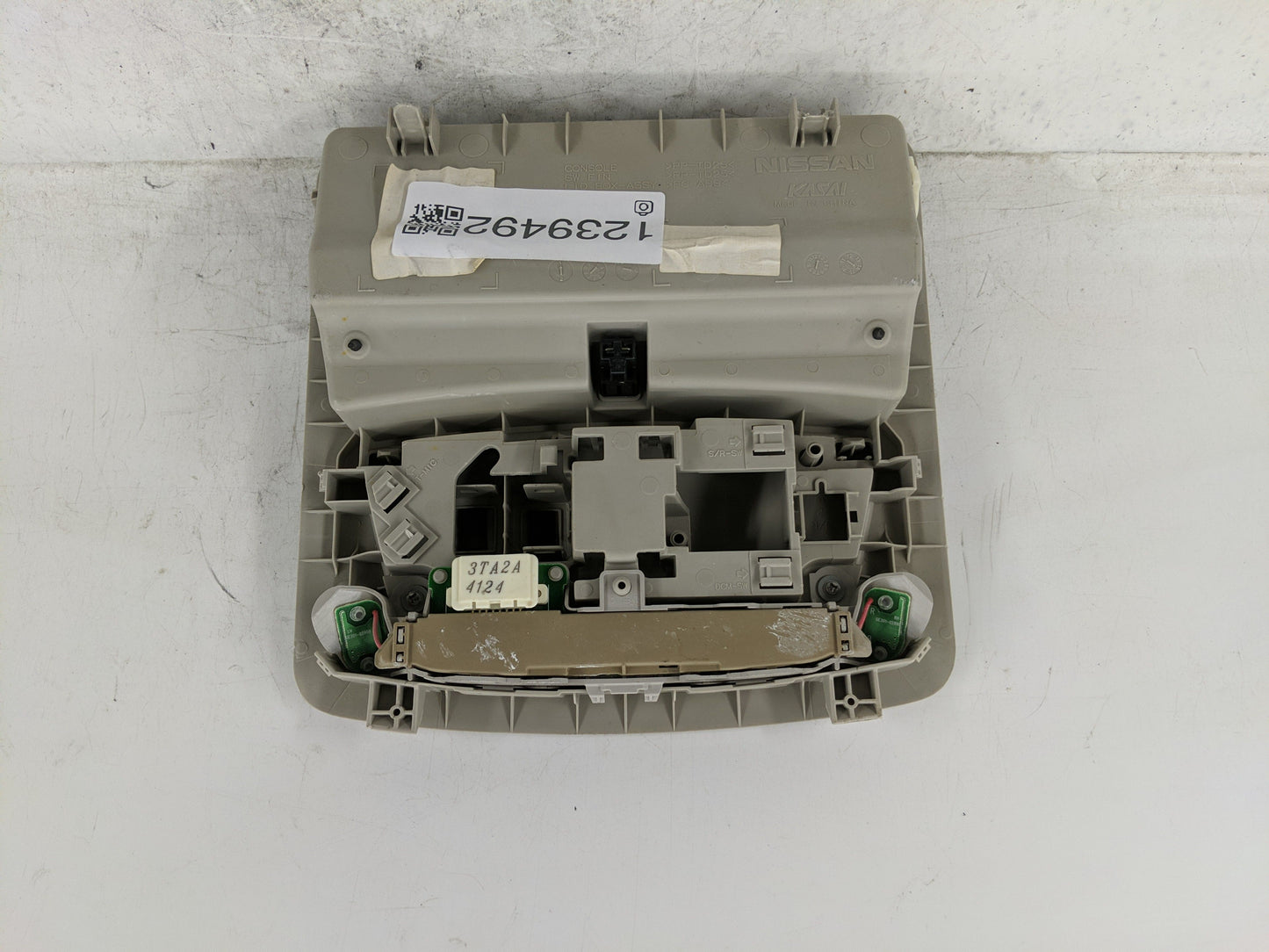 2014 Nissan Sentra Overhead Roof Console - Oemusedautoparts1.com