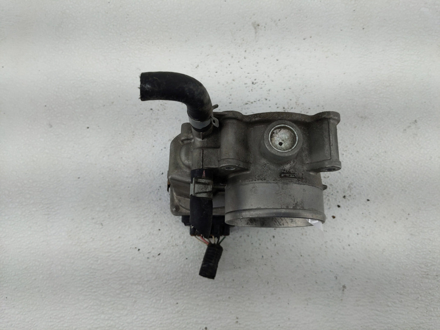 2013-2019 Nissan Sentra Throttle Body P/N:3RA60-01 A Fits Fits 2013 2014 2015 2016 2017 2018 2019 OEM Used Auto Parts - Oemu