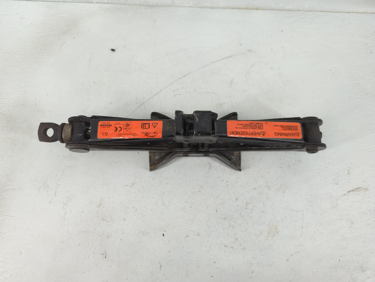 2014 Nissan Sentra Spare Scissor Car Jack 1241671 - Oemusedautoparts1.com