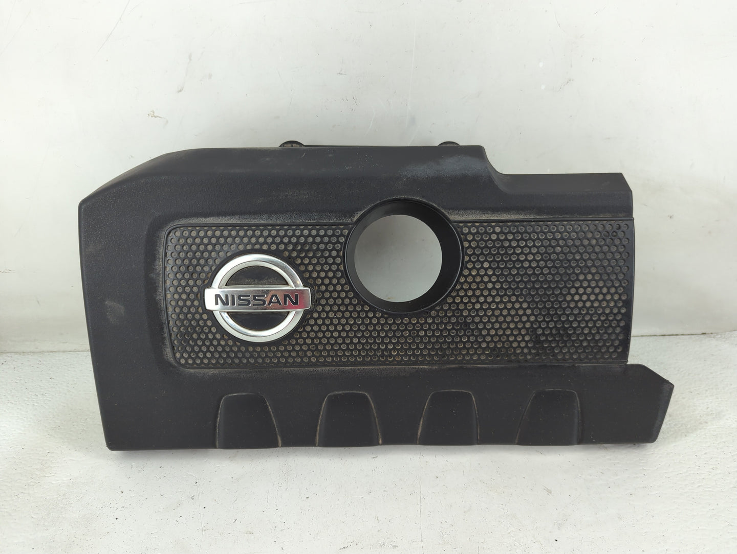 2014 Nissan Sentra Engine Cover - Oemusedautoparts1.com