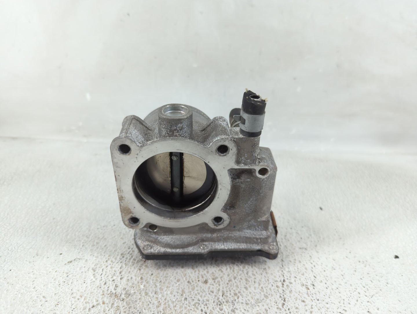 2013-2019 Nissan Sentra Throttle Body Fits Fits 2013 2014 2015 2016 2017 2018 2019 OEM Used Auto Parts - Oemusedautoparts1.c