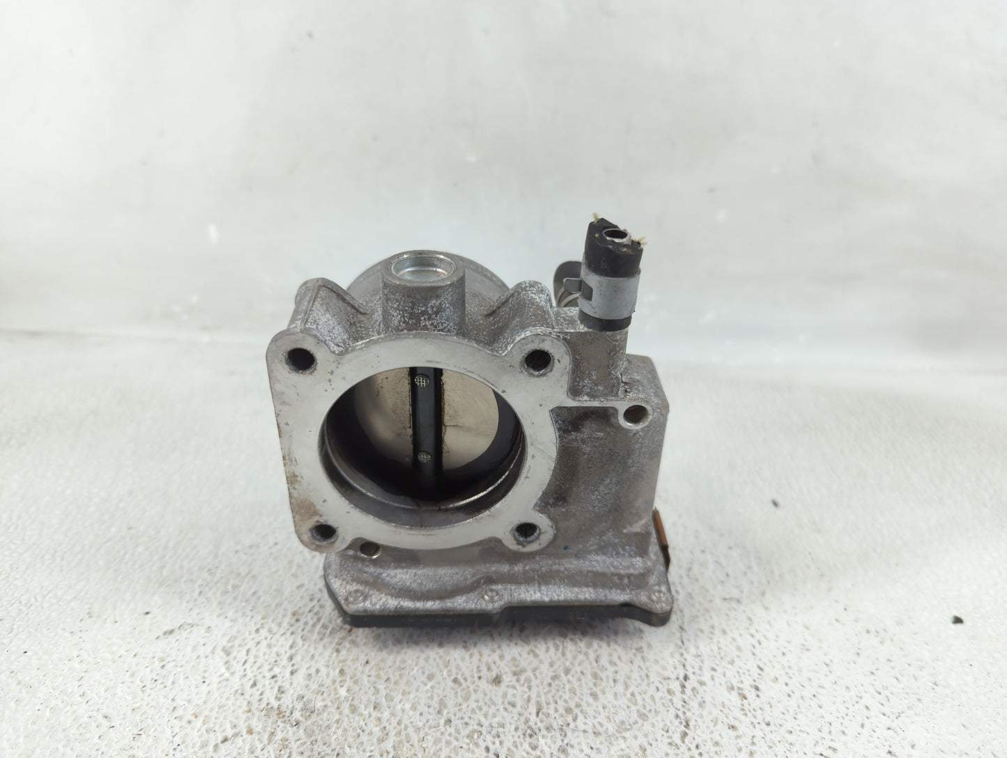 2013-2019 Nissan Sentra Throttle Body Fits Fits 2013 2014 2015 2016 2017 2018 2019 OEM Used Auto Parts - Oemusedautoparts1.c