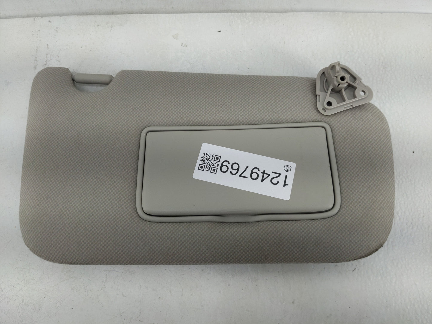 2013-2019 Nissan Sentra Sun Visor Shade Replacement Passenger Right Mirror Fits Fits 2012 2013 2014 2015 2016 2017 2018 2019