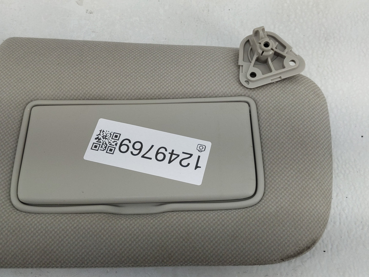 2013-2019 Nissan Sentra Sun Visor Shade Replacement Passenger Right Mirror Fits Fits 2012 2013 2014 2015 2016 2017 2018 2019