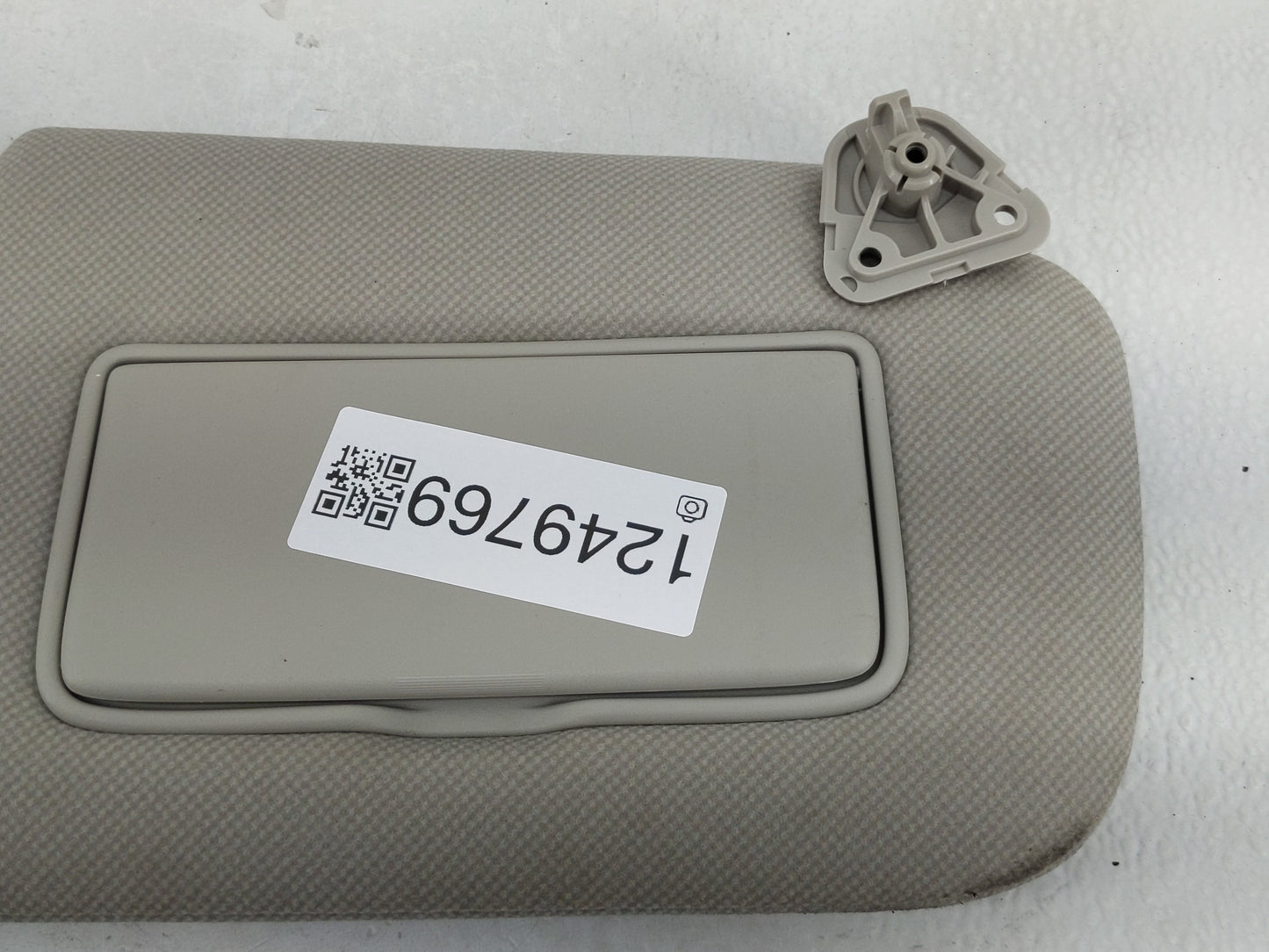 2013-2019 Nissan Sentra Sun Visor Shade Replacement Passenger Right Mirror Fits Fits 2012 2013 2014 2015 2016 2017 2018 2019