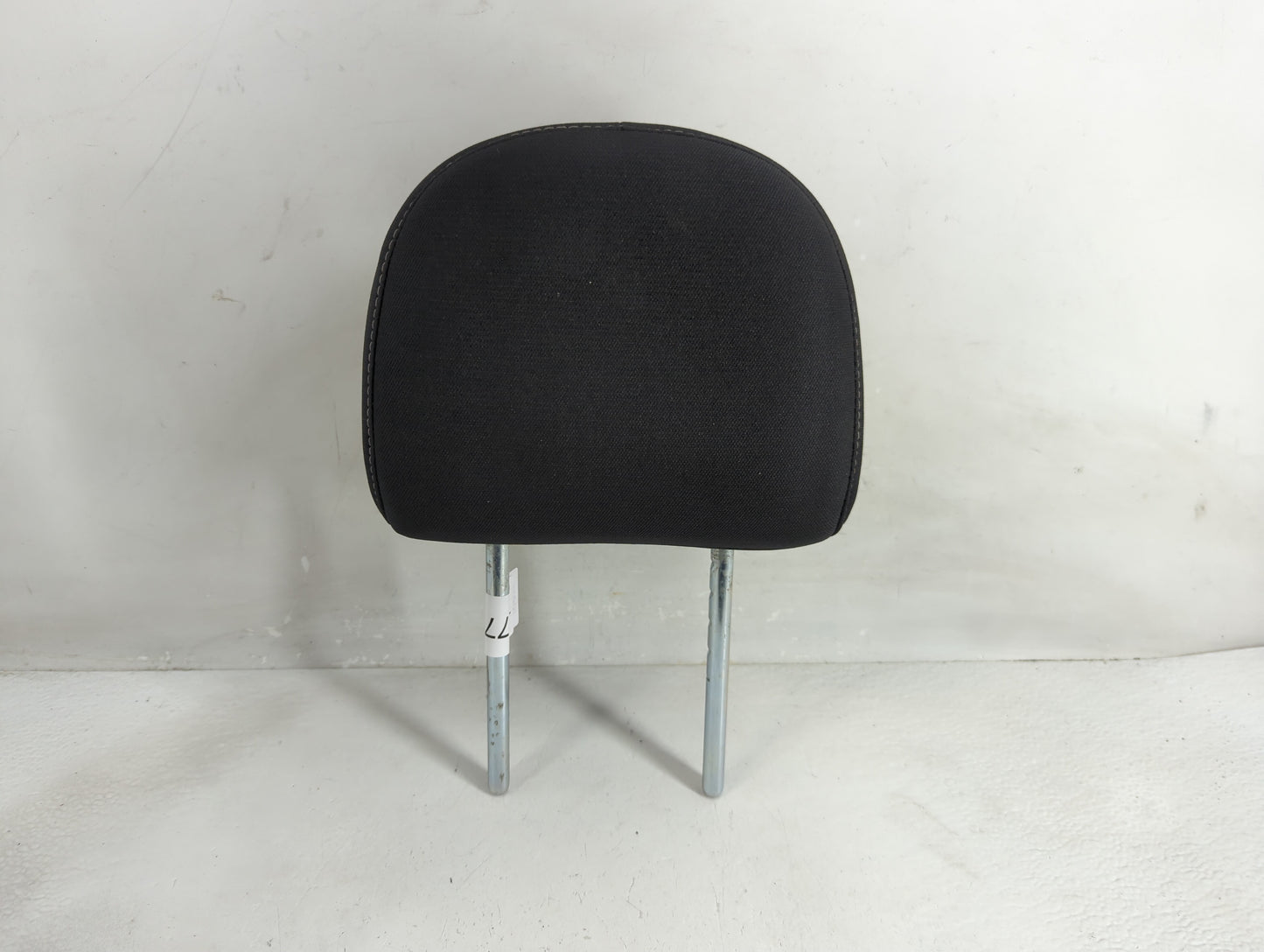 2014 Nissan Sentra Headrest Head Rest Front Driver Passenger Seat Fits OEM Used Auto Parts - Oemusedautoparts1.com