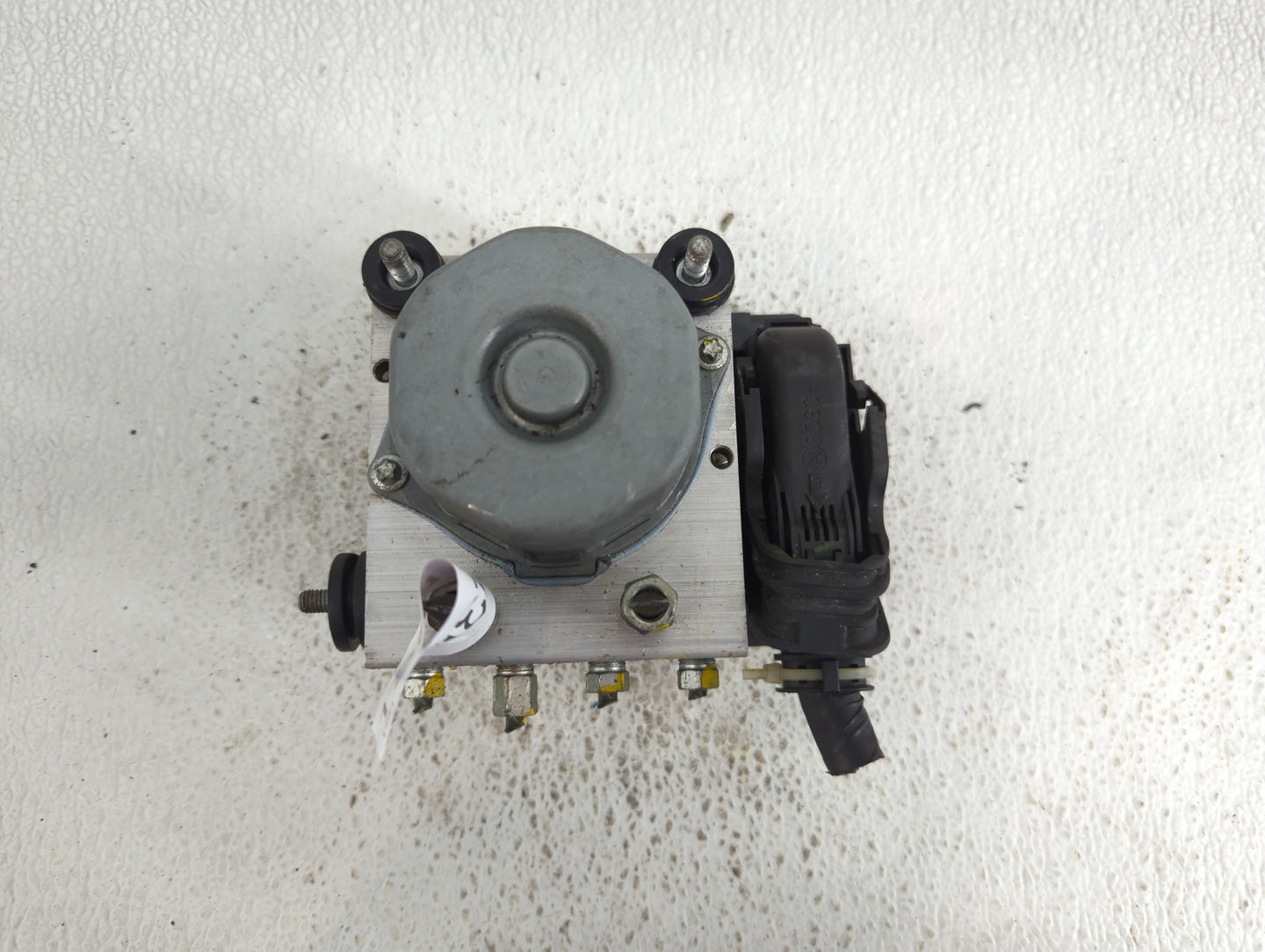 2014 Nissan Sentra ABS Pump Control Module Replacement P/N:269 661 47660 38G06 Fits OEM Used Auto Parts - Oemusedautoparts1.