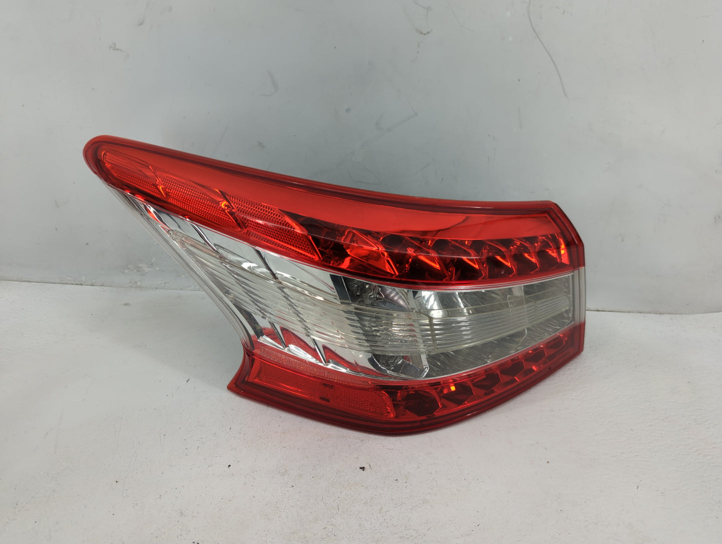 2013-2015 Nissan Sentra Tail Light Assembly Driver Left OEM P/N:265553SG0A Fits Fits 2013 2014 2015 OEM Used Auto Parts - Oe