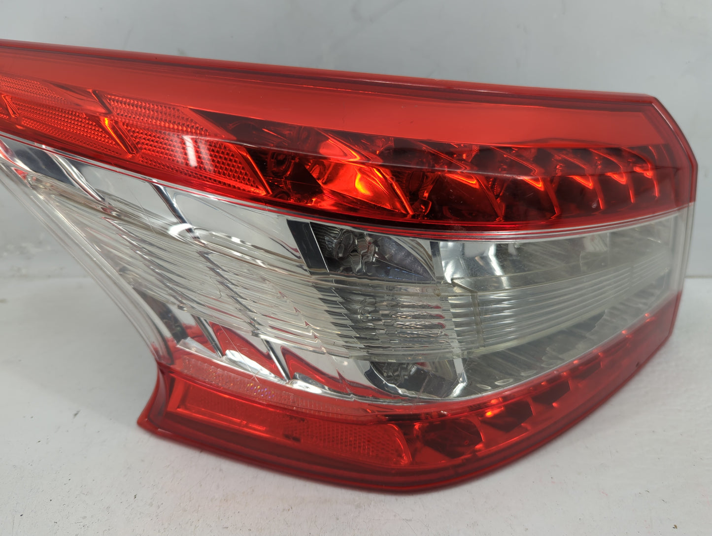 2013-2015 Nissan Sentra Tail Light Assembly Driver Left OEM P/N:265553SG0A Fits Fits 2013 2014 2015 OEM Used Auto Parts - Oe