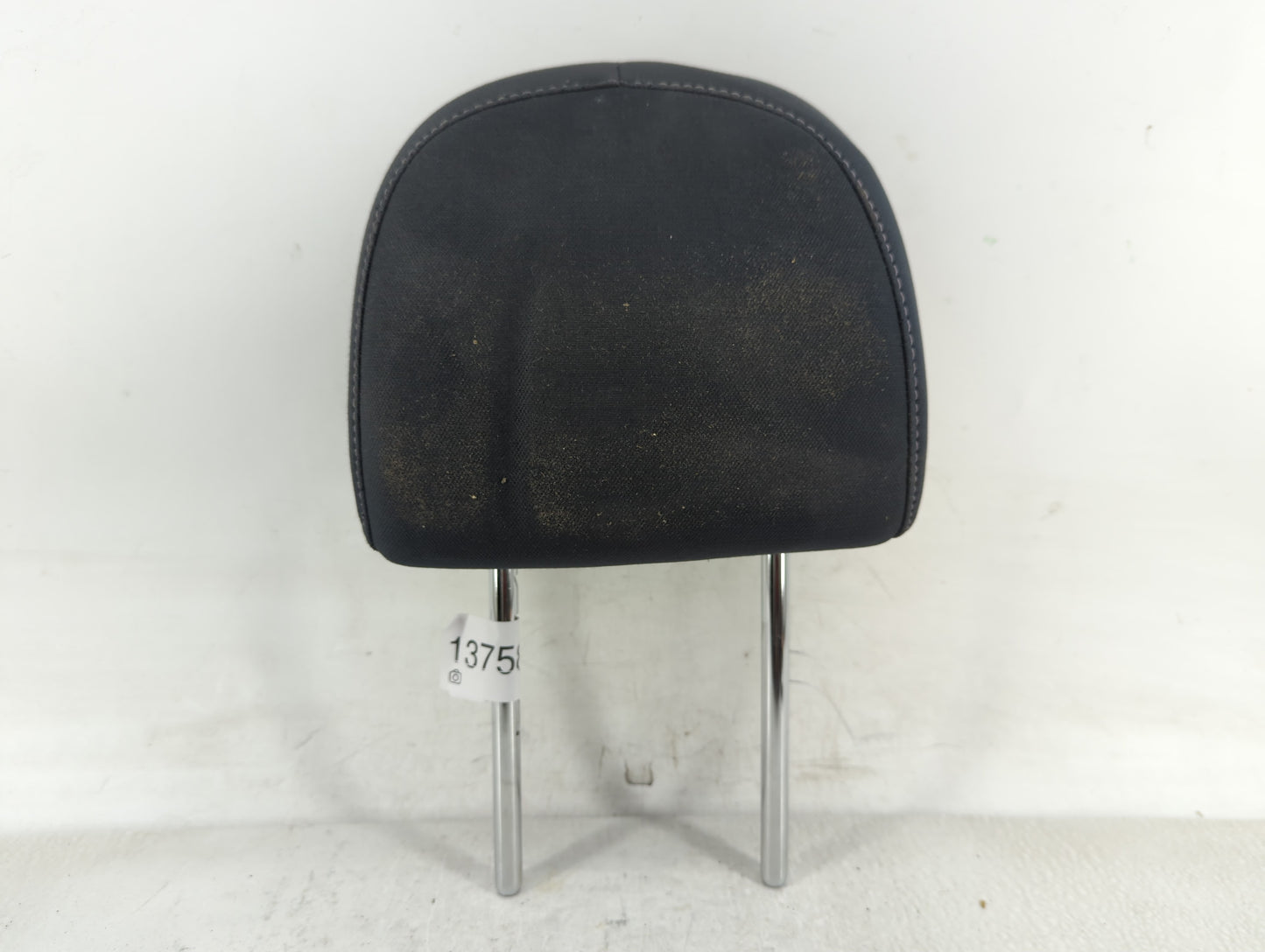 2013-2014 Nissan Sentra Headrest Head Rest Front Driver Passenger Seat - Oemusedautoparts1.com