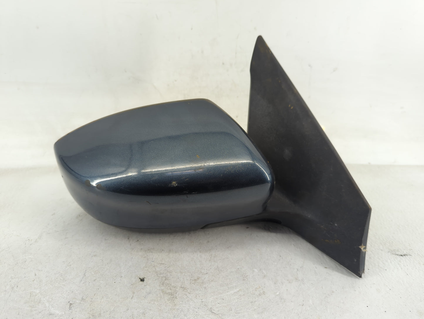 2013-2015 Nissan Sentra Passenger Side View Mirror - Right Door Mirror OEM Used - Oemusedautoparts1.com