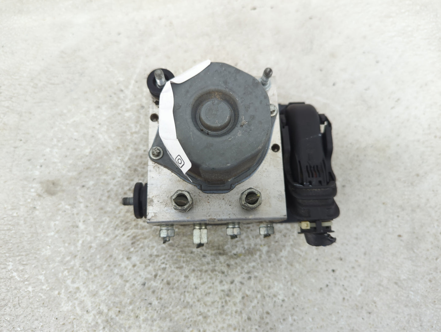 2014 Nissan Sentra ABS Pump Control Module Replacement P/N:47660 3SG0C Fits OEM Used Auto Parts - Oemusedautoparts1.com