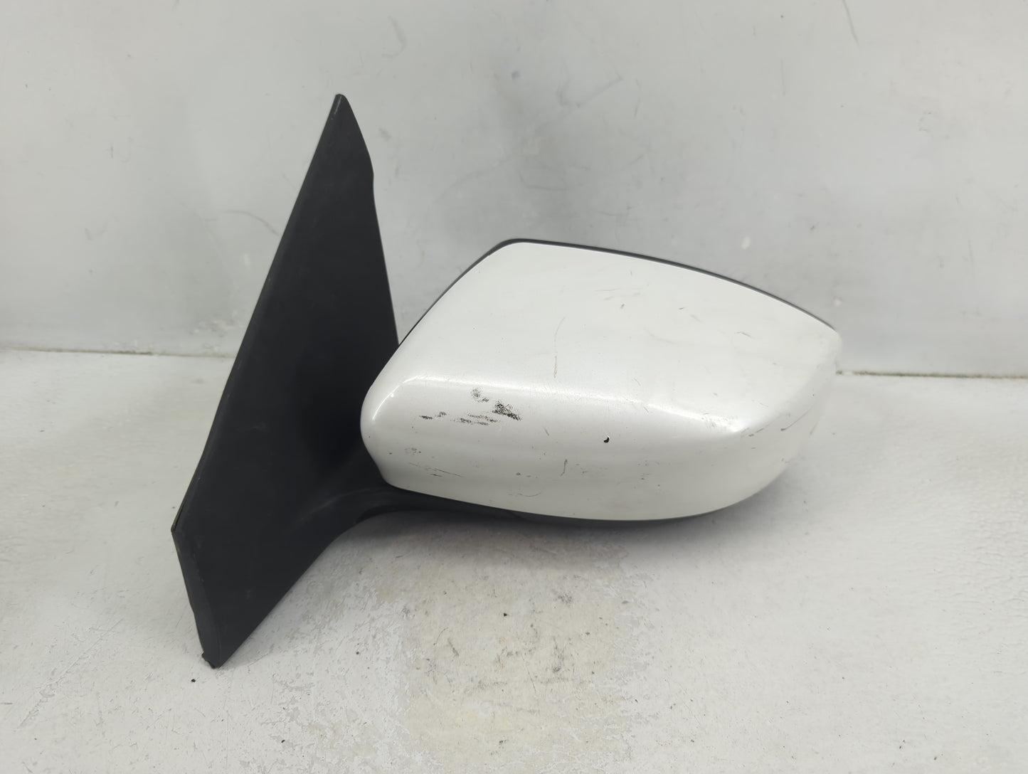 2013-2015 Nissan Sentra Driver Side View Mirror - Left Door Mirror OEM Used - Oemusedautoparts1.com