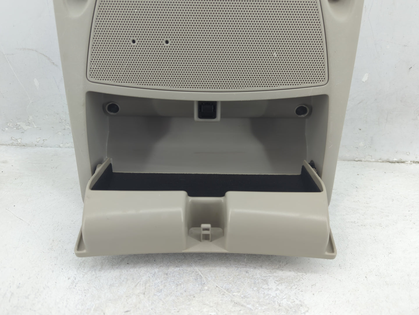 2014 Nissan Sentra Overhead Roof Console - Oemusedautoparts1.com