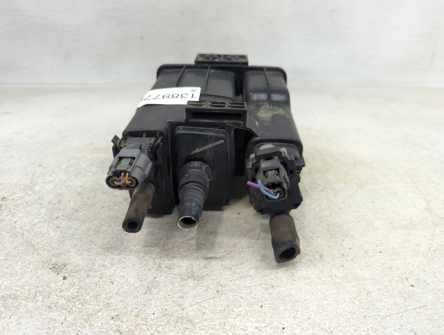 2014 Nissan Sentra Fuel Vapor Charcoal Canister 1389779 - Oemusedautoparts1.com
