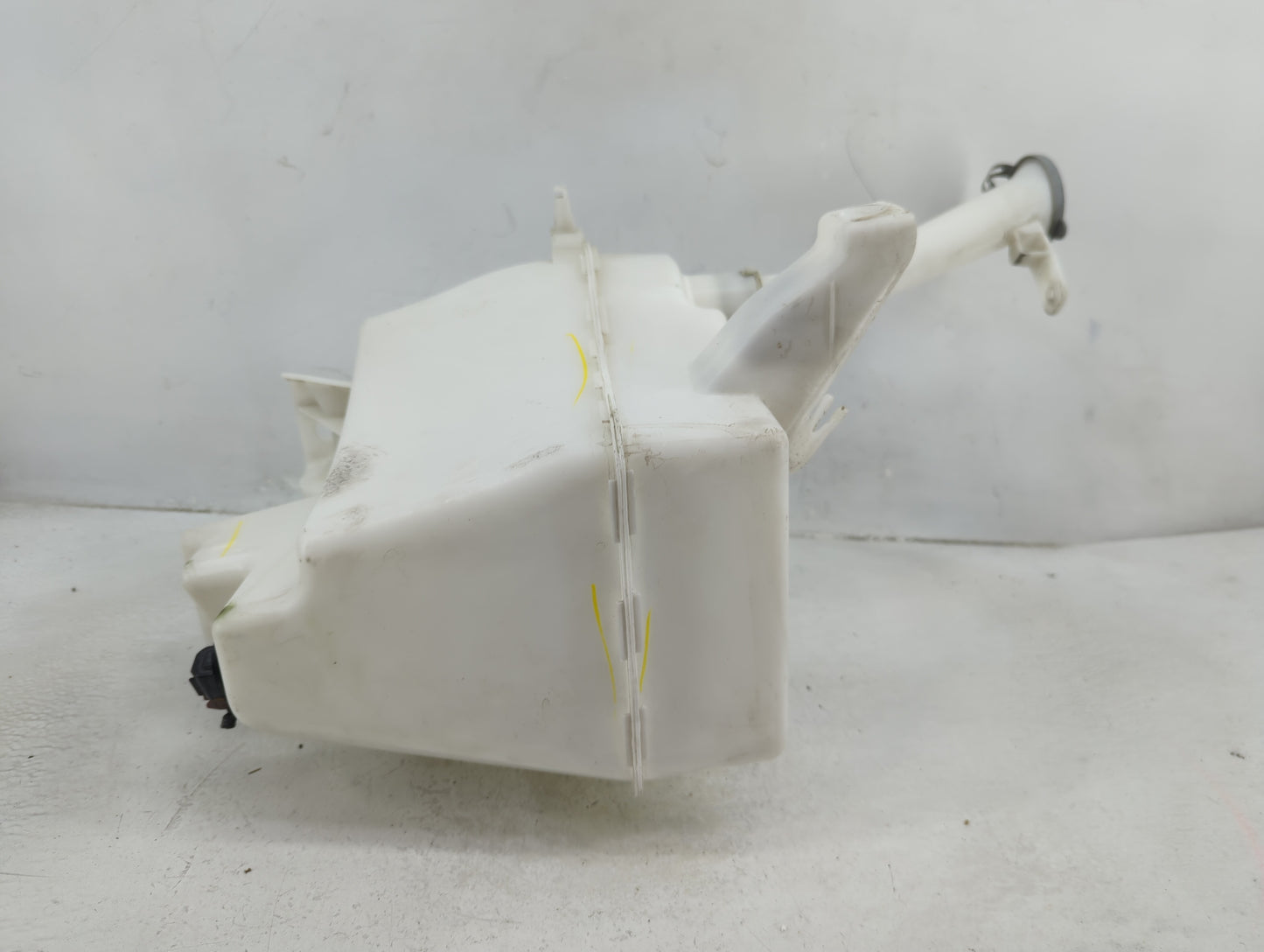 2013-2015 Nissan Sentra Windshield Washer Fluid Reservoir Bottle 1389892 - Oemusedautoparts1.com